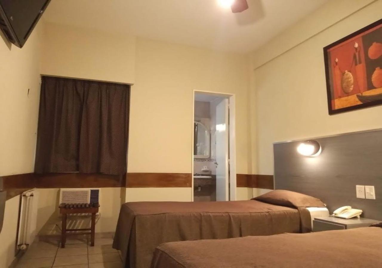 Standard Twin Room photo 3