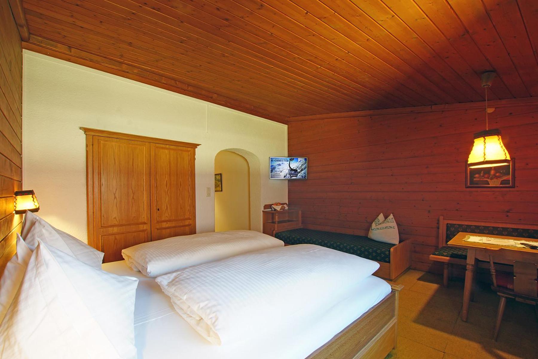 Classic Triple Room photo 1