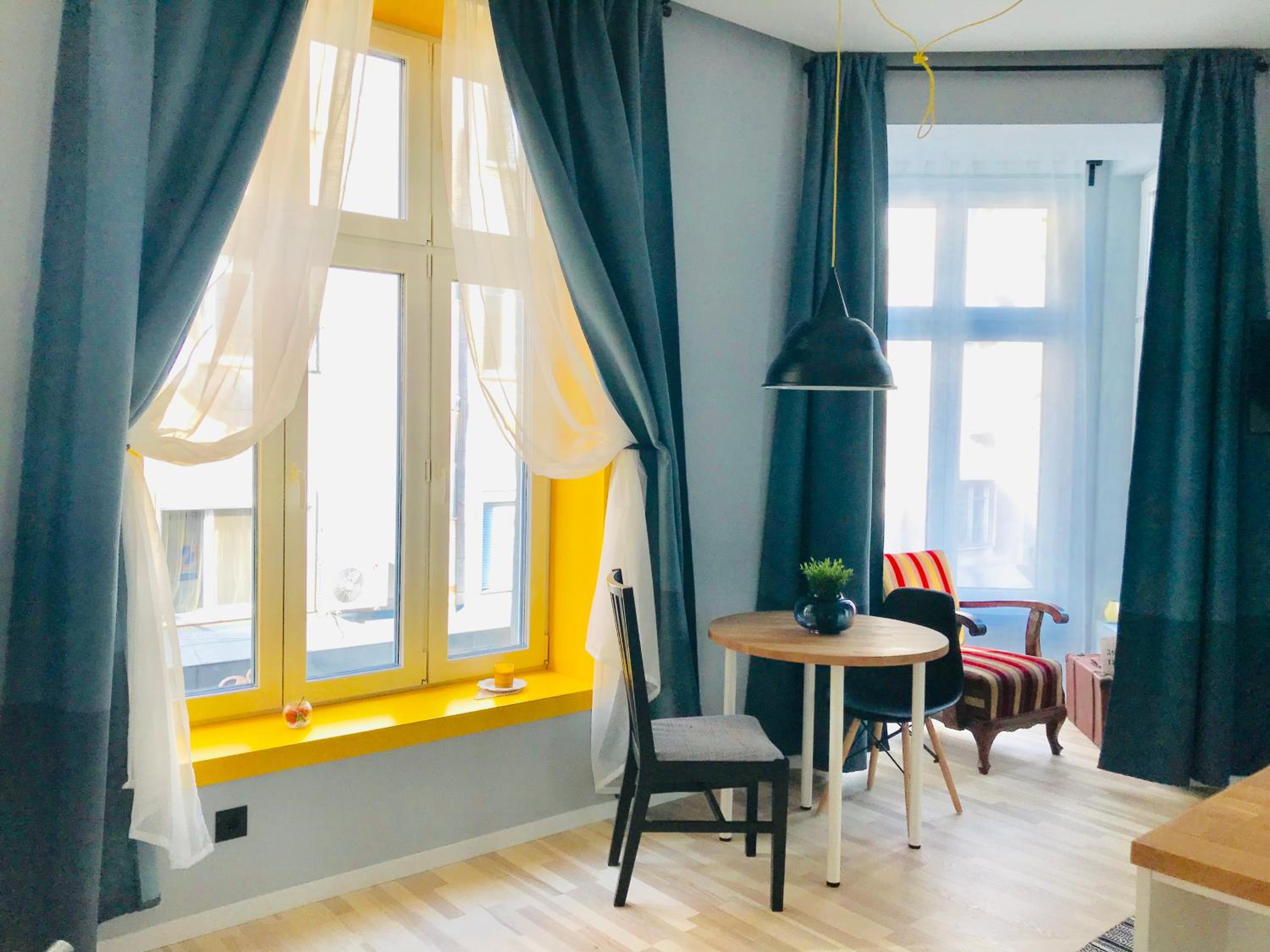 Deluxe King Studio