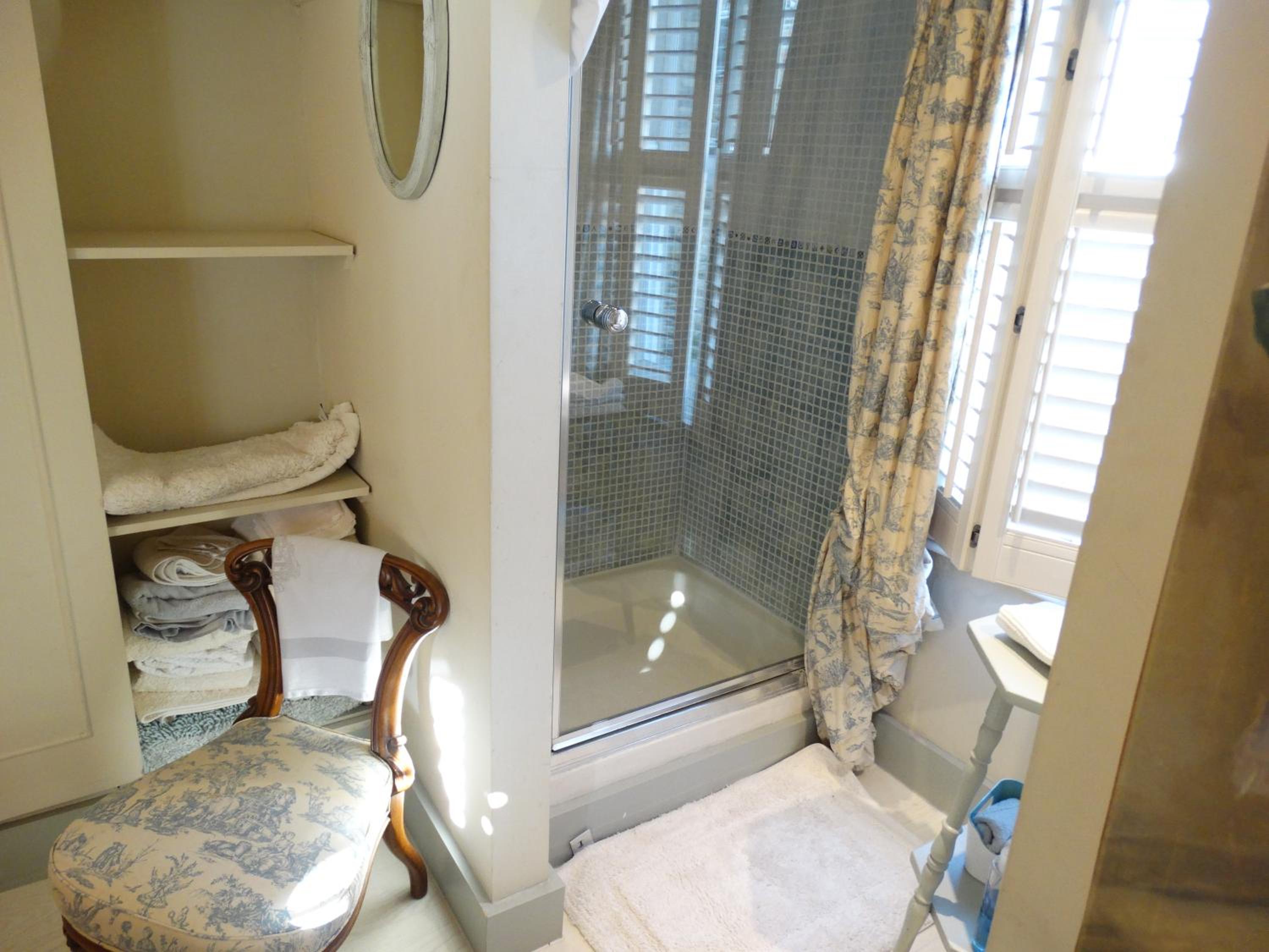 Single Room with Shower photo 3