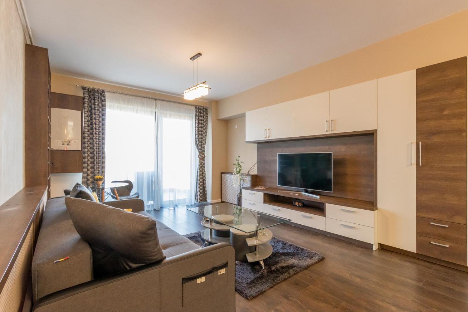 One-Bedroom Apartment - Photo 1