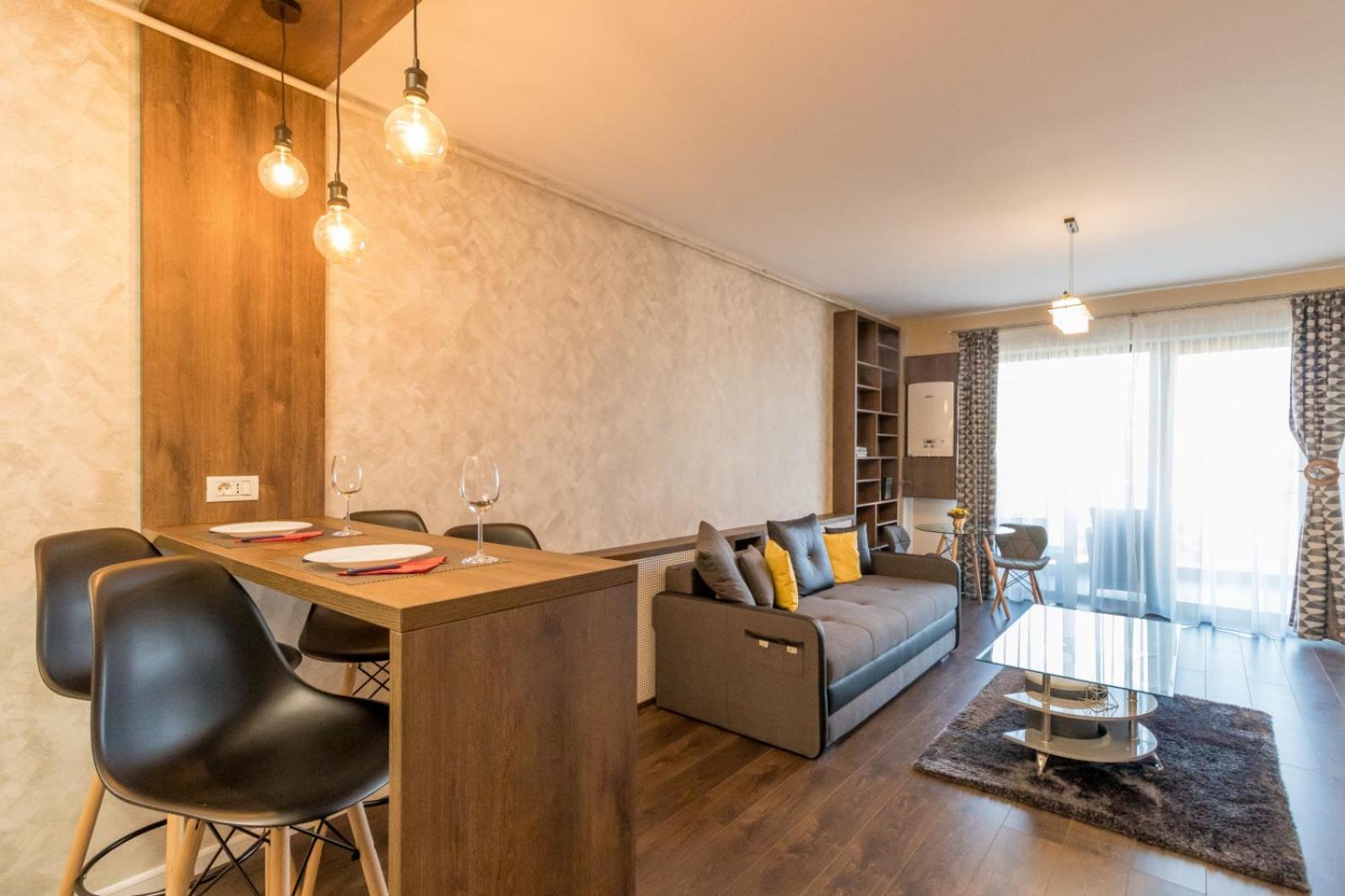 One-Bedroom Apartment - Photo 5
