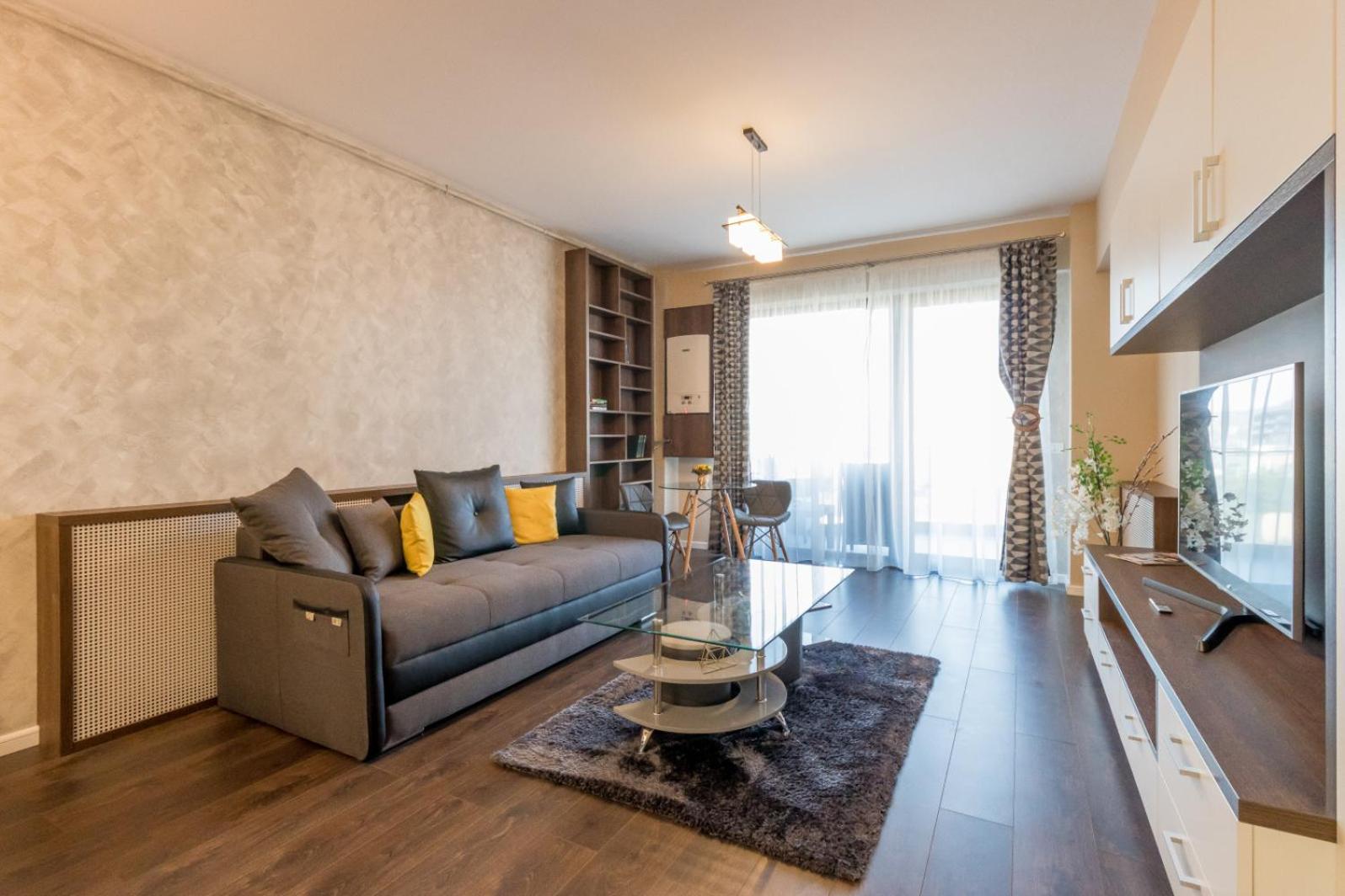 One-Bedroom Apartment - Photo 18
