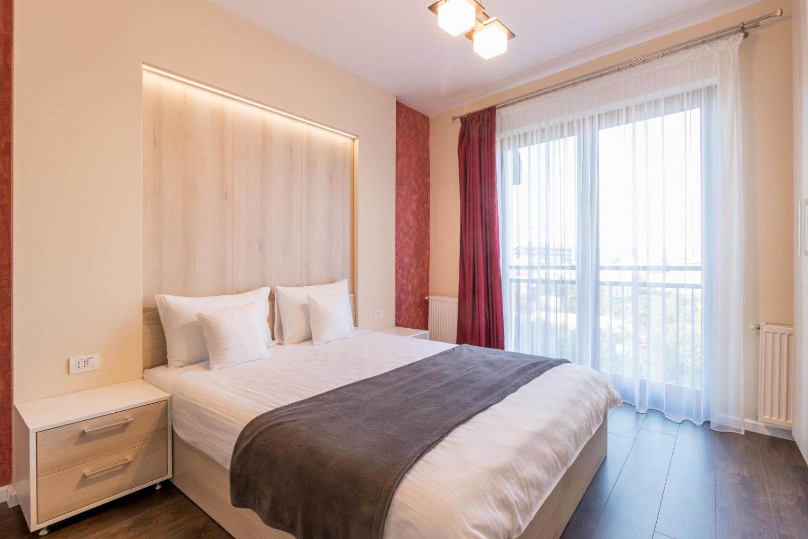 One-Bedroom Apartment - Photo 32