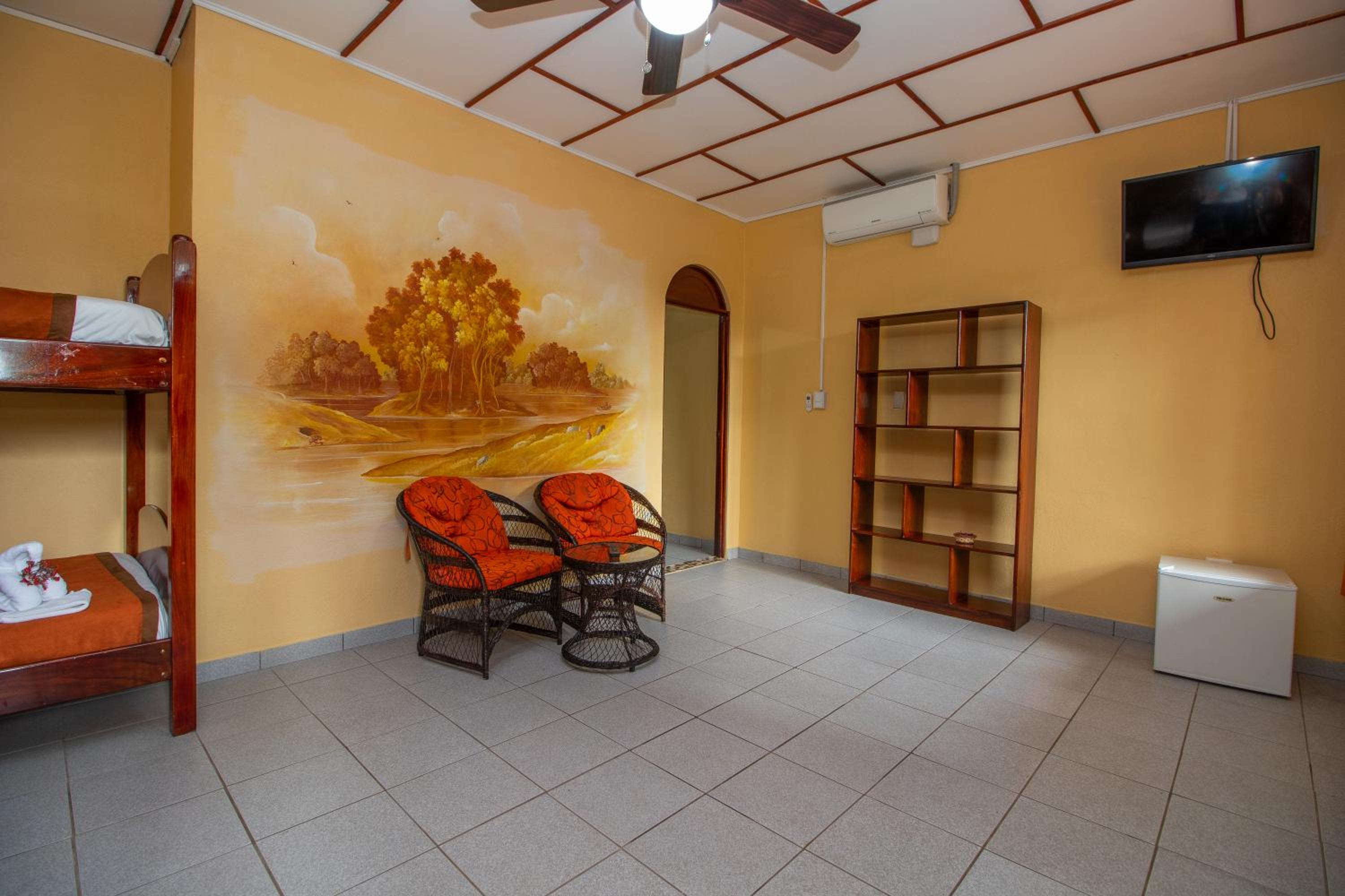 Family Suite photo 3