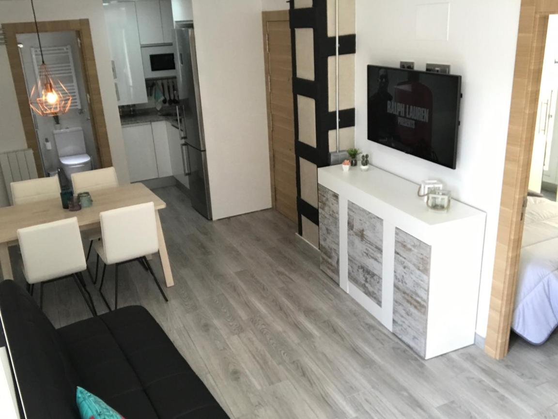 Three-Bedroom Apartment - Photo 1