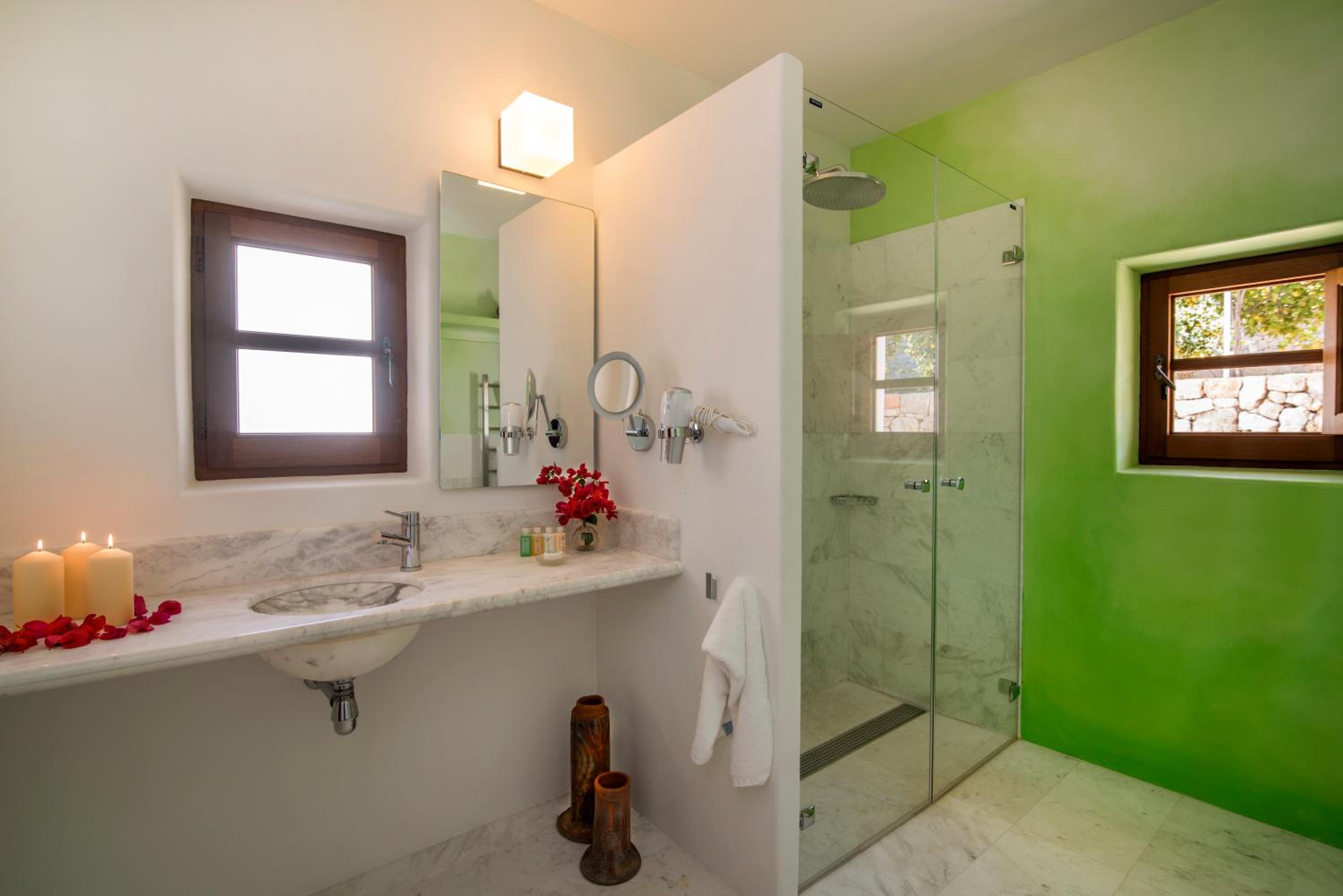 Standard Double or Twin Room photo 2