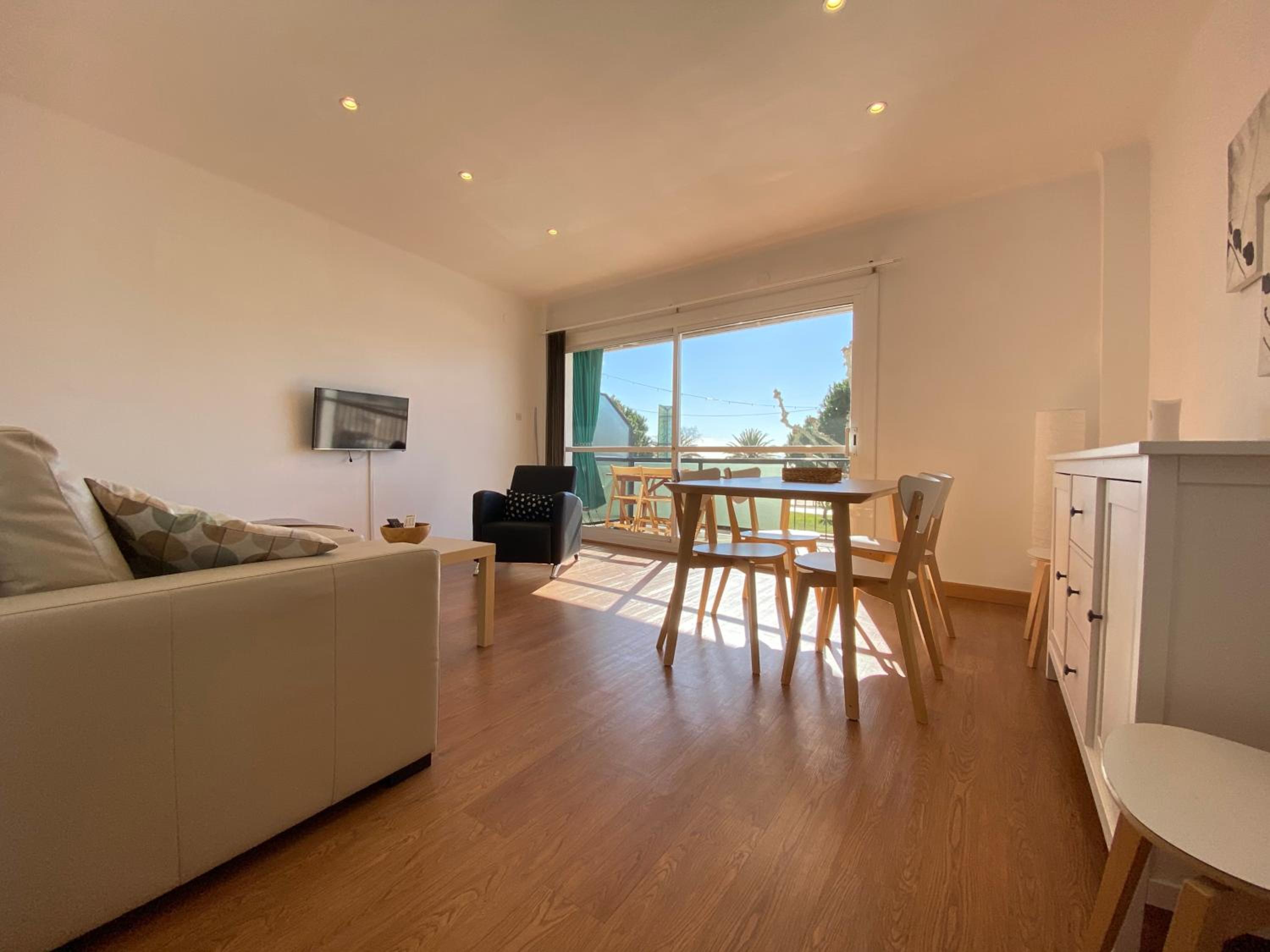 Apartamento con vista al mar