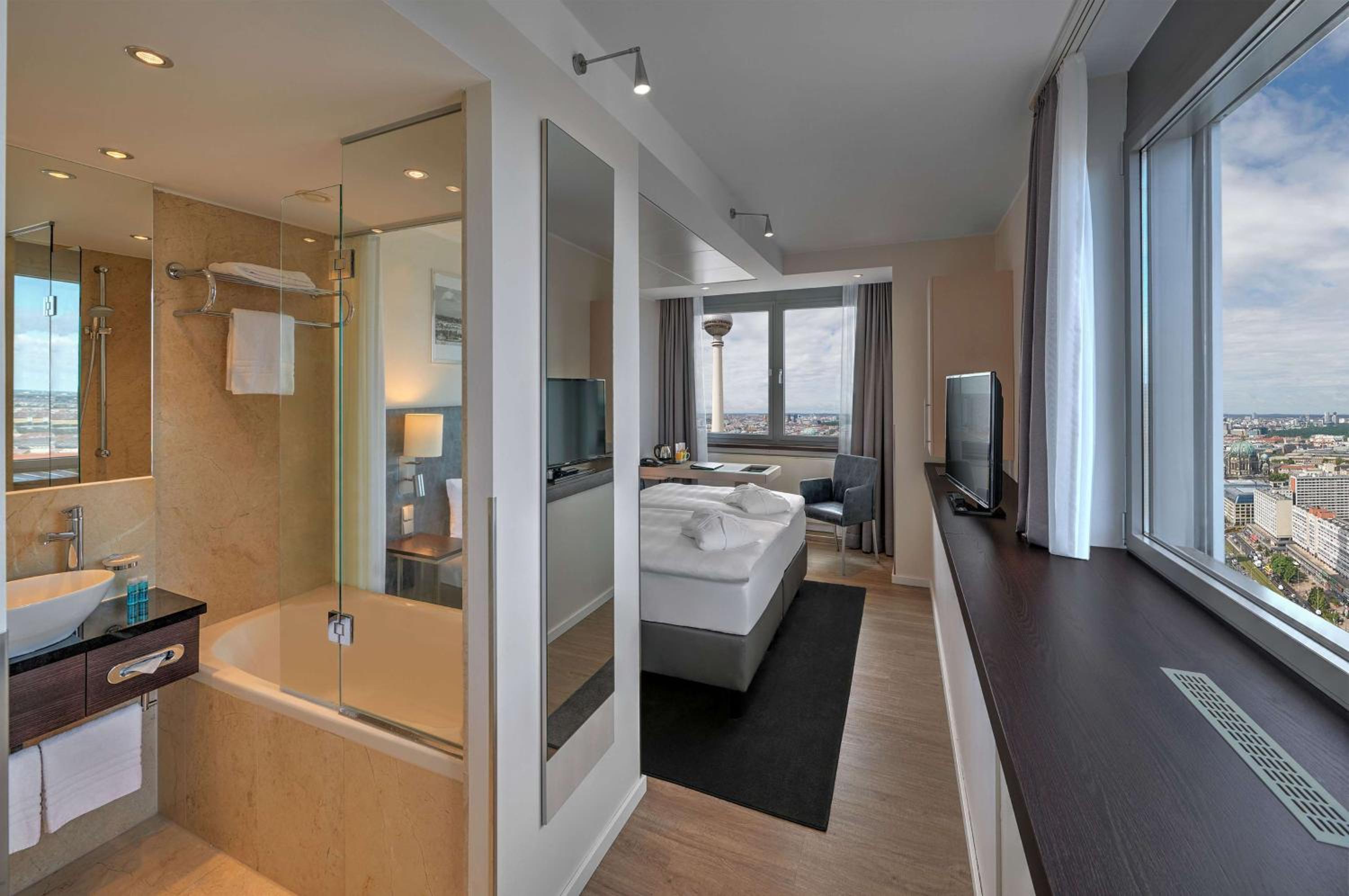 Panorama Double Room with City View