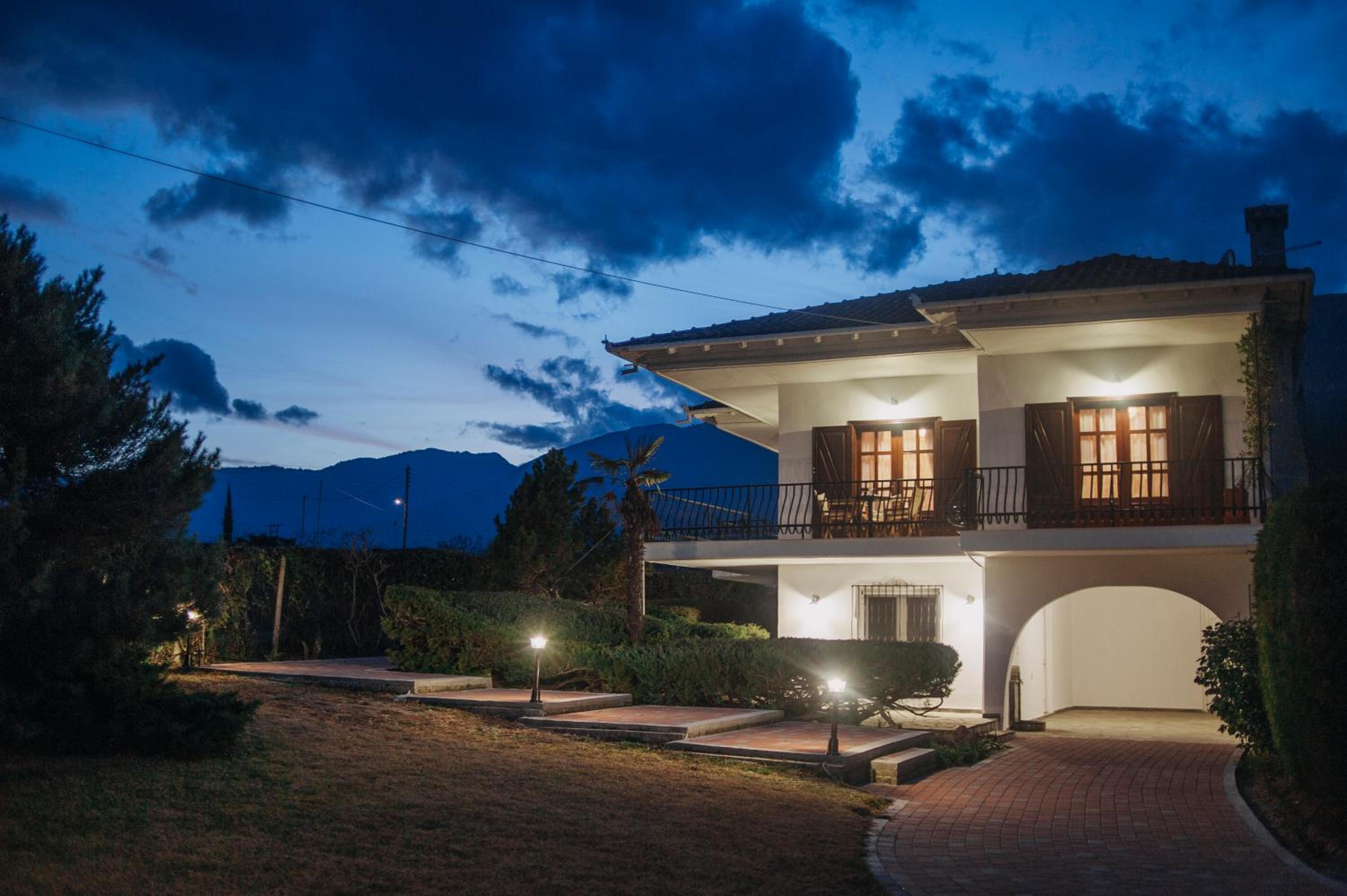 Two-Bedroom Villa - Photo 45