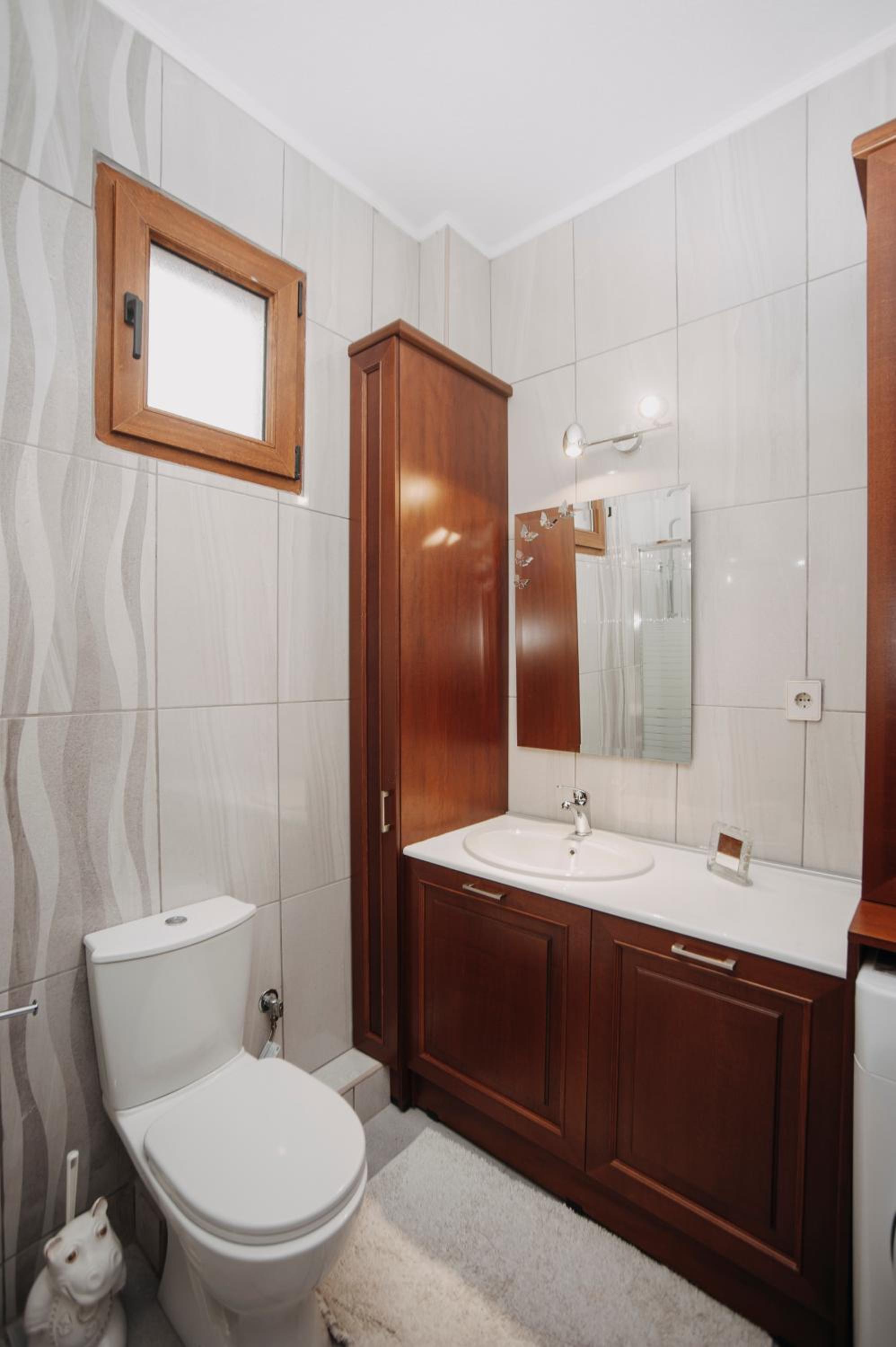 Two-Bedroom Villa - Photo 12