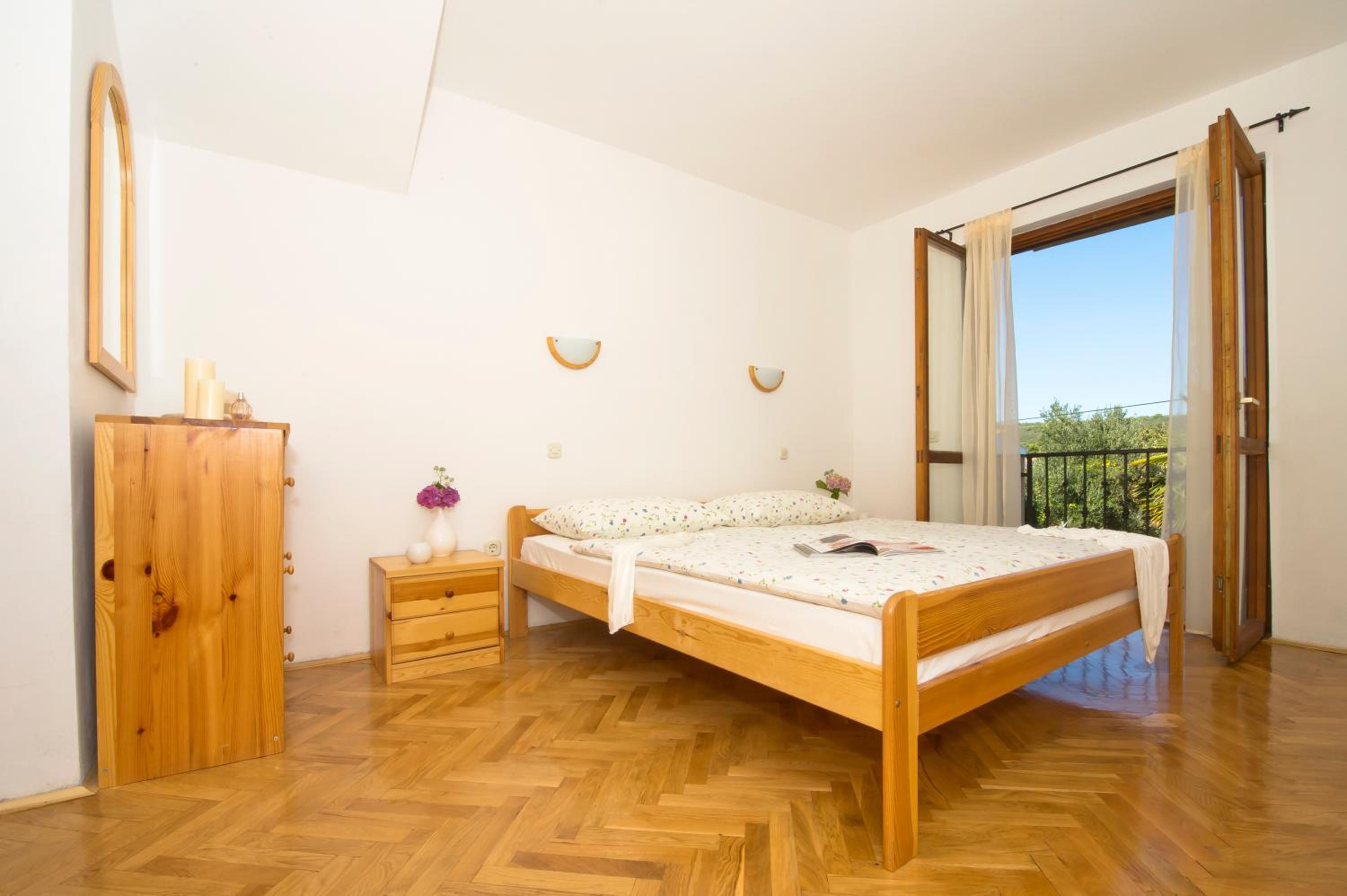 Two-Bedroom Apartment with Terrace photo 3