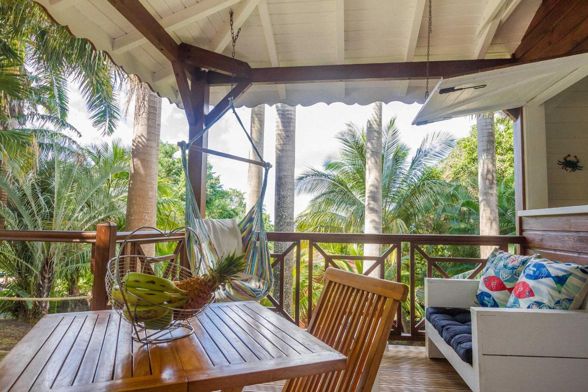 Bungalow with Garden View photo 3