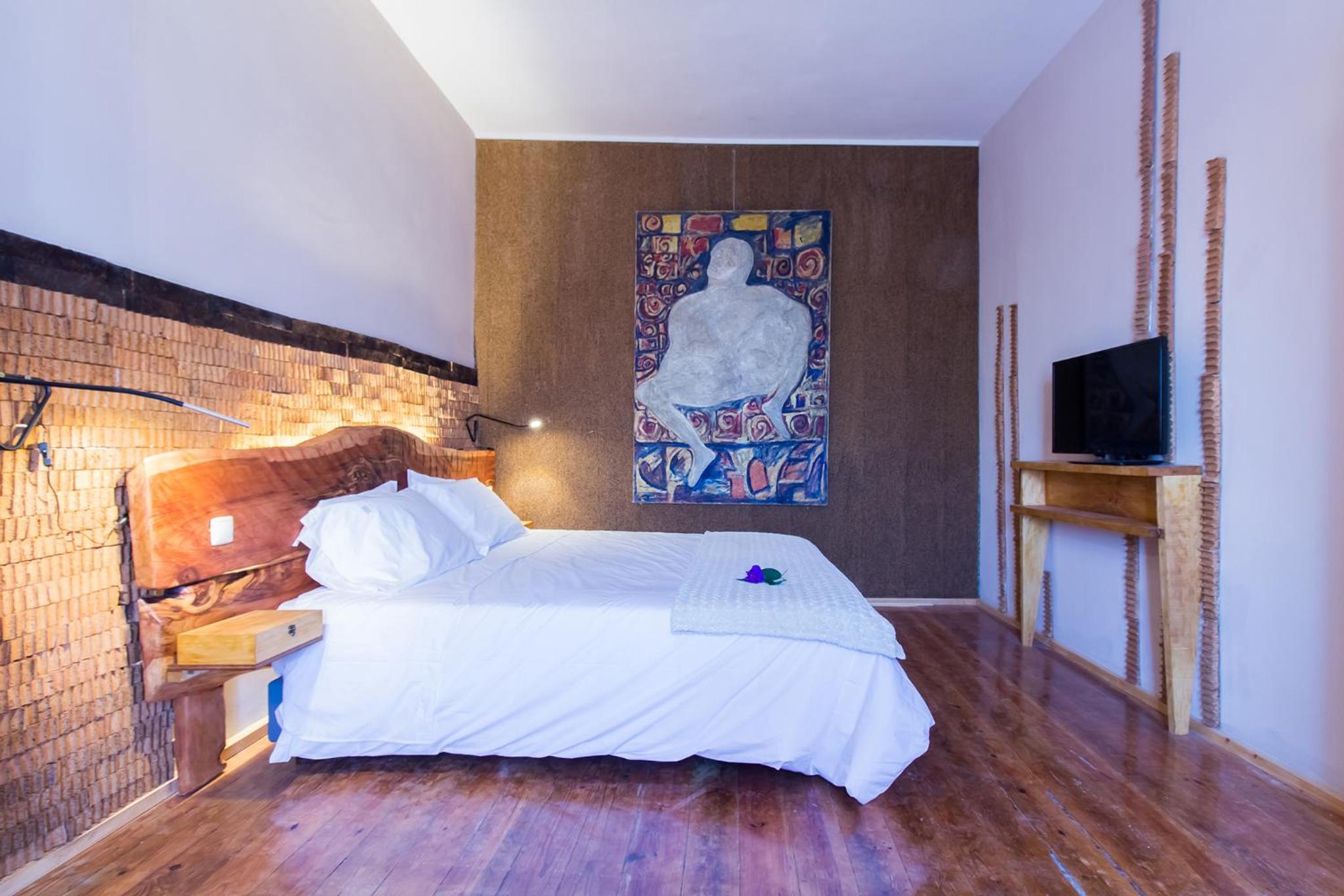 Double Room with Private Bathroom - Photo 2