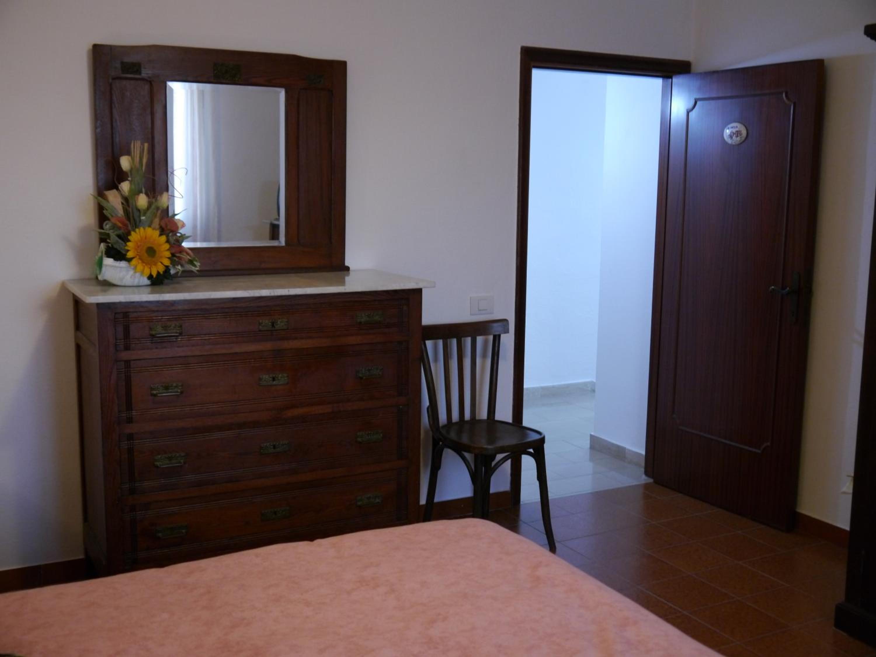 Two-Bedroom Apartment - Photo 1