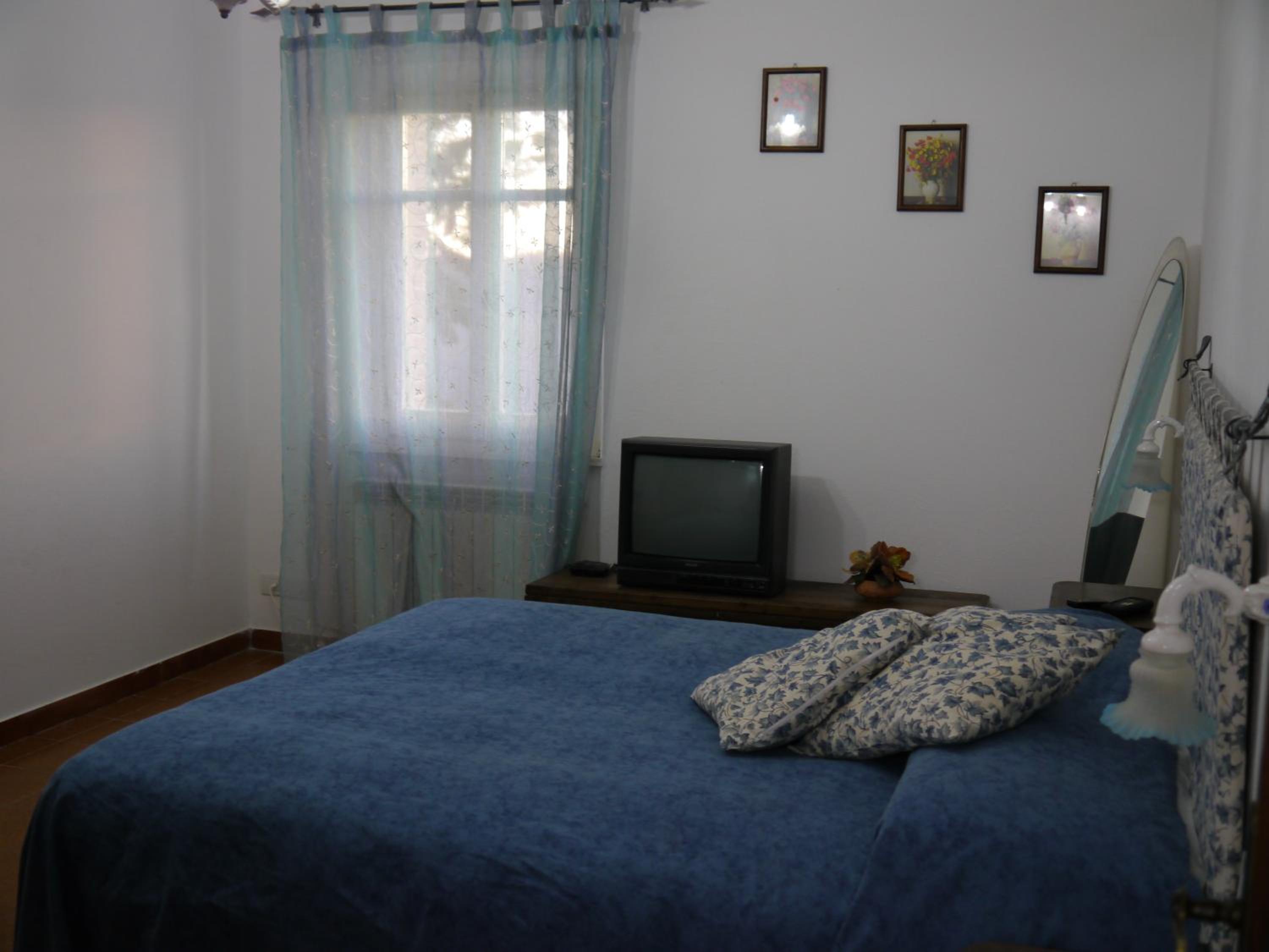 Two-Bedroom Apartment - Photo 6