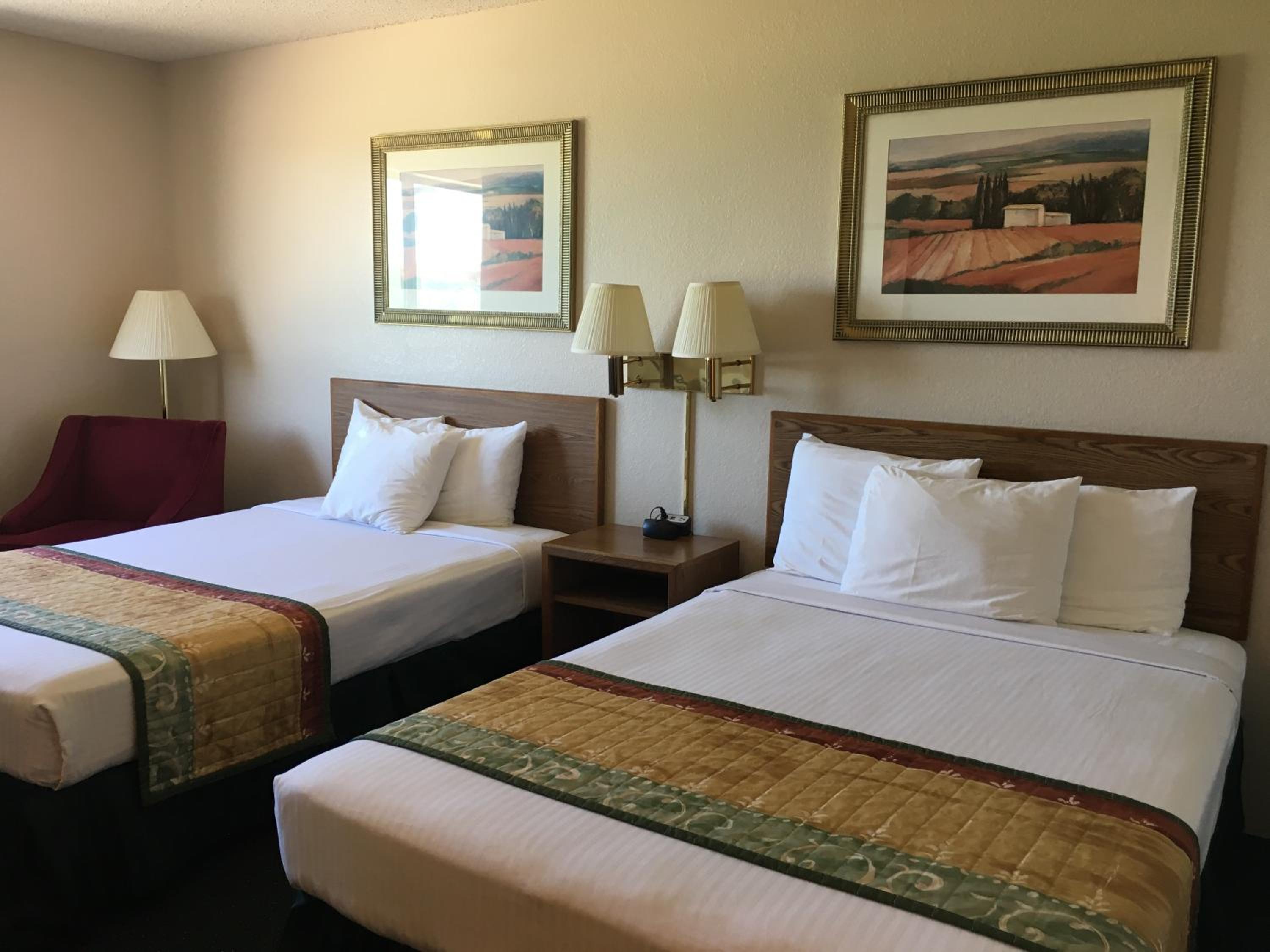 Double Room - Photo 2