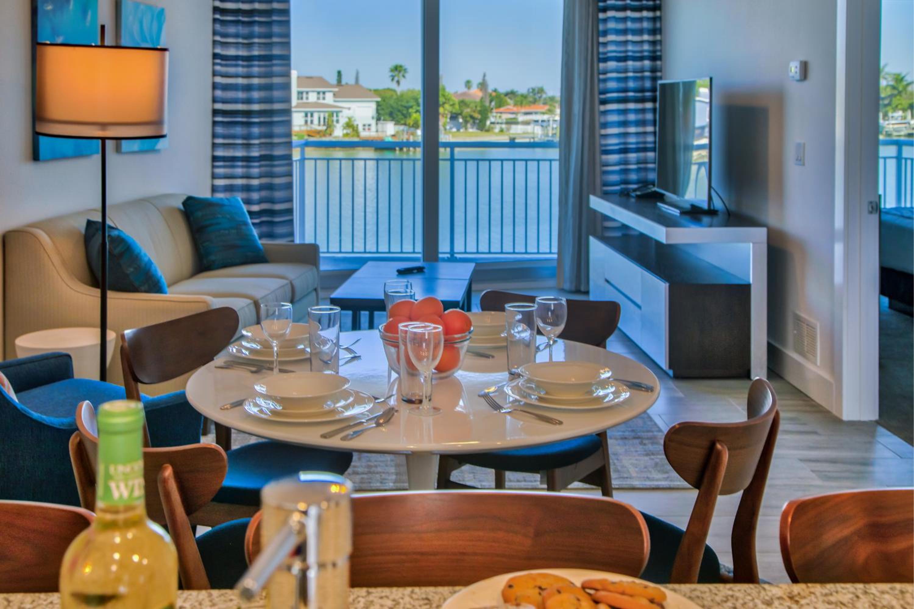 Two-Bedroom Two Bath Bay Front Premium Suite - Photo 1