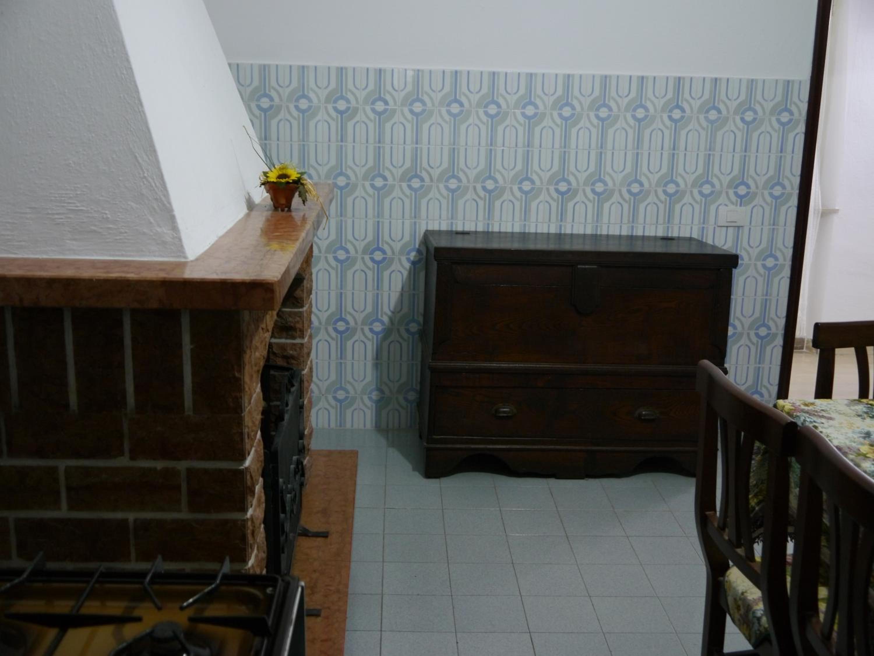 Two-Bedroom Apartment - Photo 3