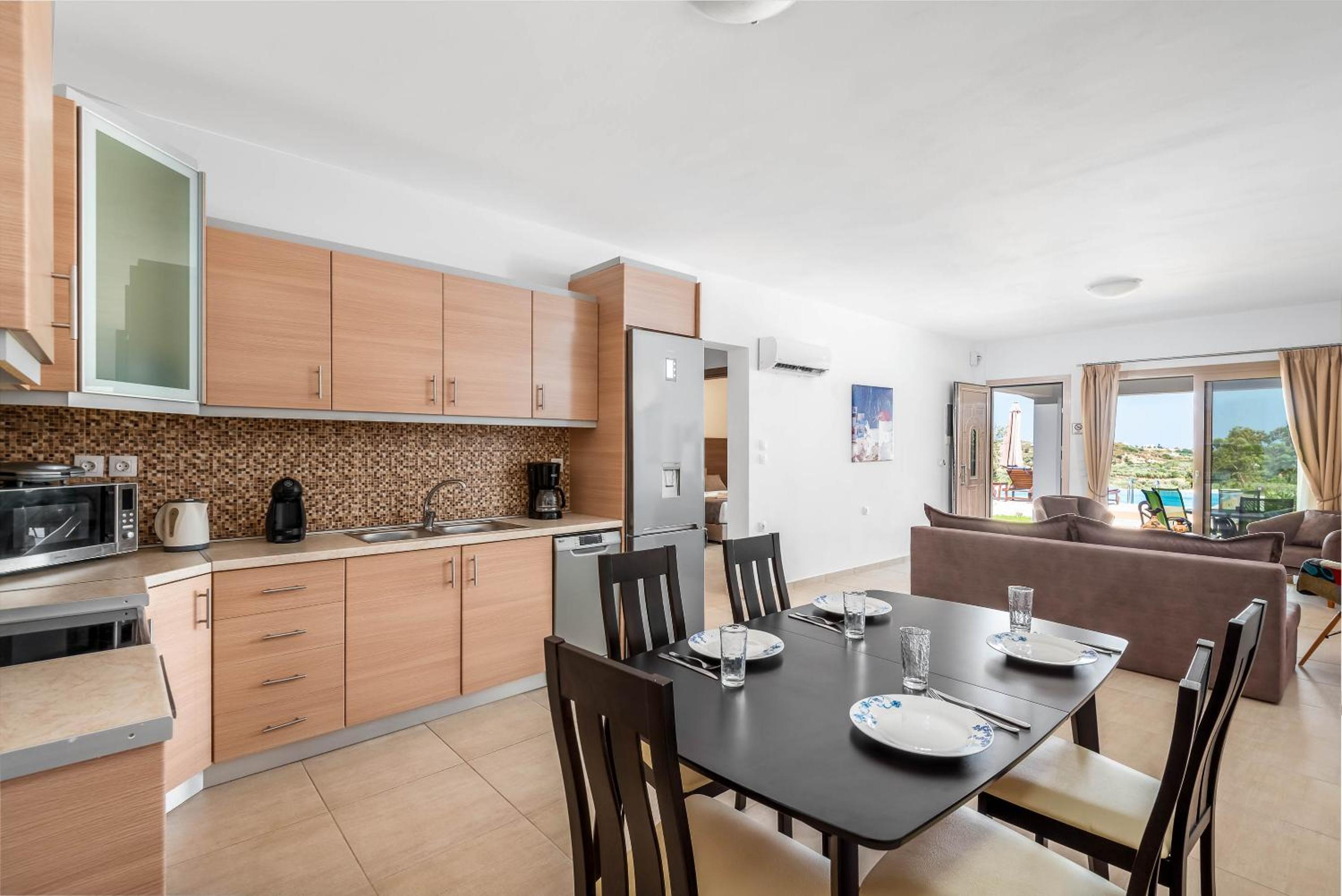 Deluxe Suite, 2 Bedrooms, Private Pool, Sea View - Photo 5