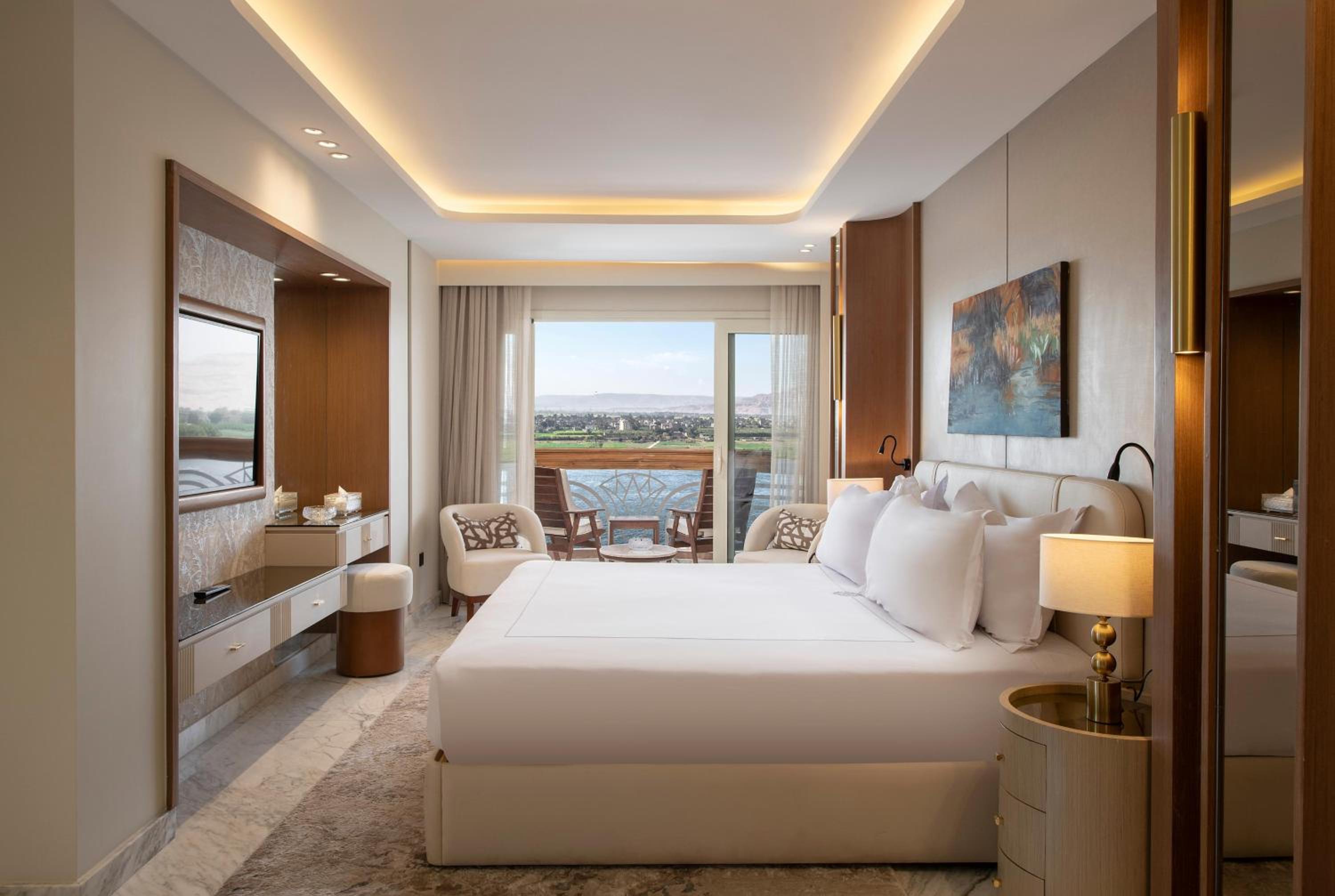 Royal Elite Direct Front Nile View Double or Twin Room
