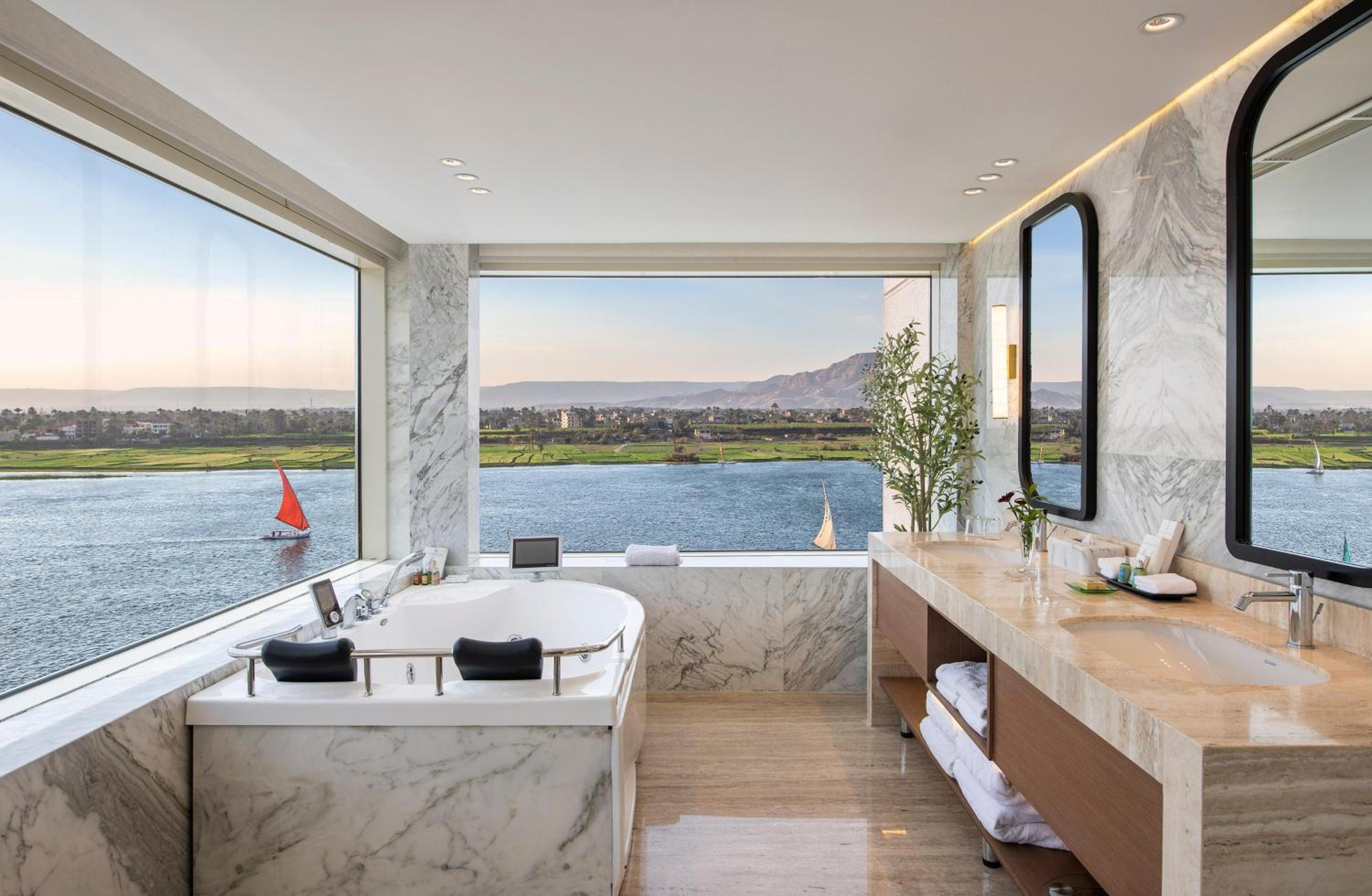 Elite Signature Suite