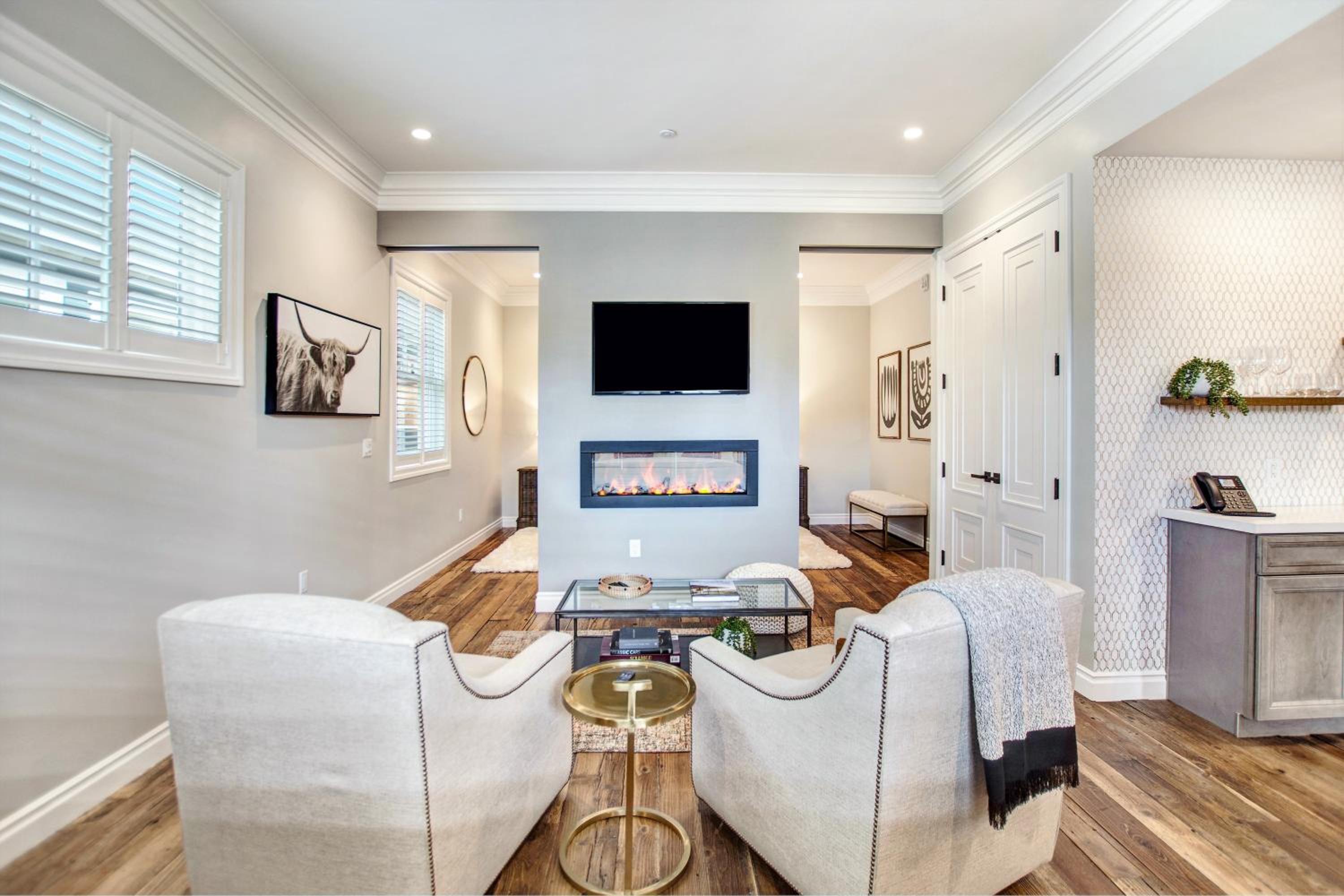 Superior King Suite photo 1