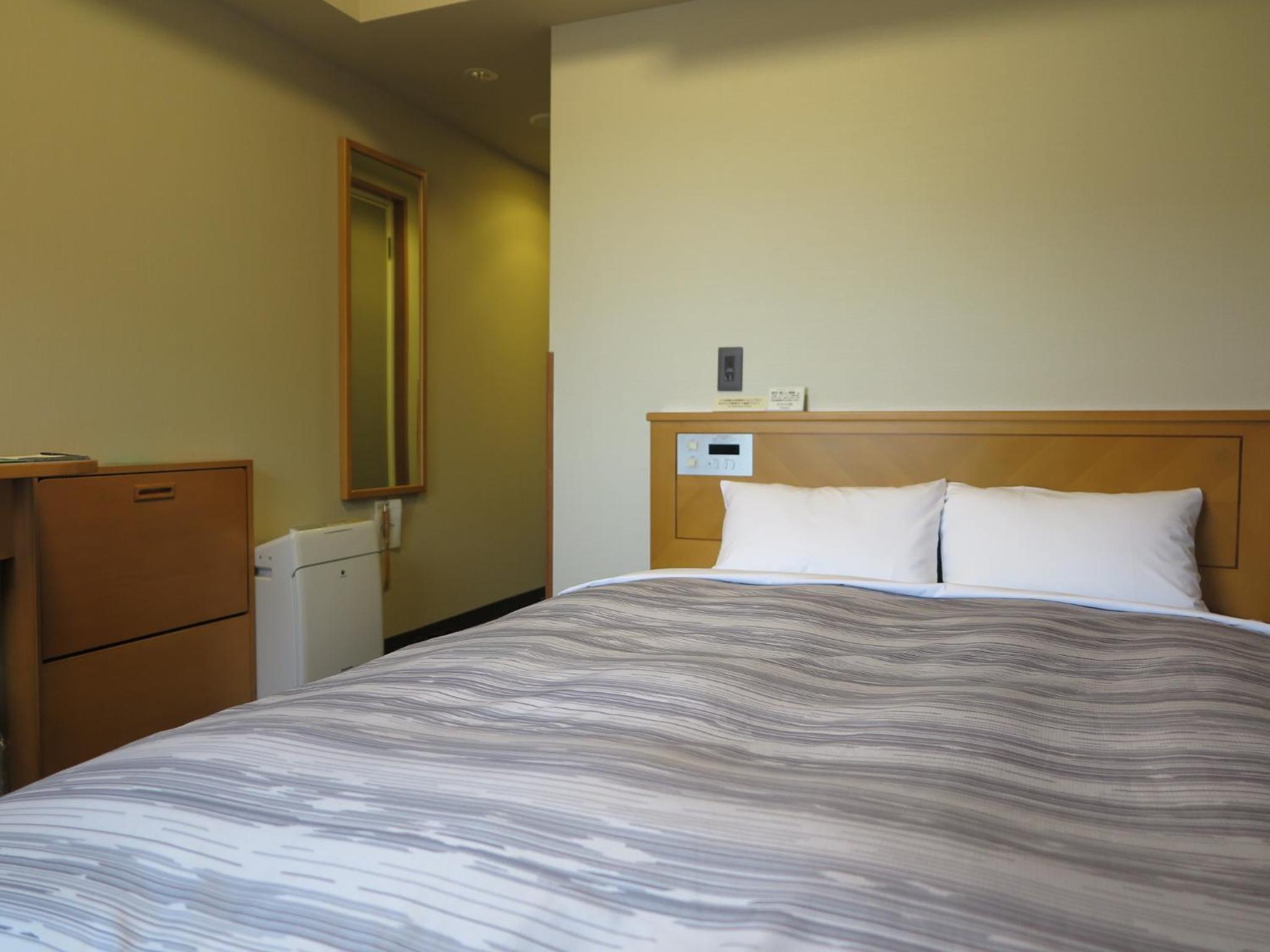 Double Room with Small Double Bed - Non-Smoking - Photo 1