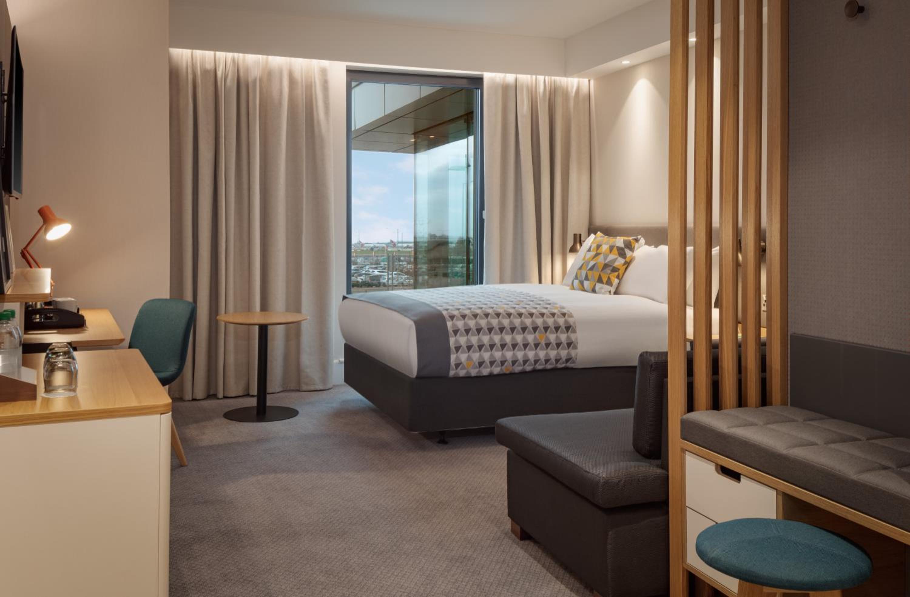 Premium Family Room with Queen Bed