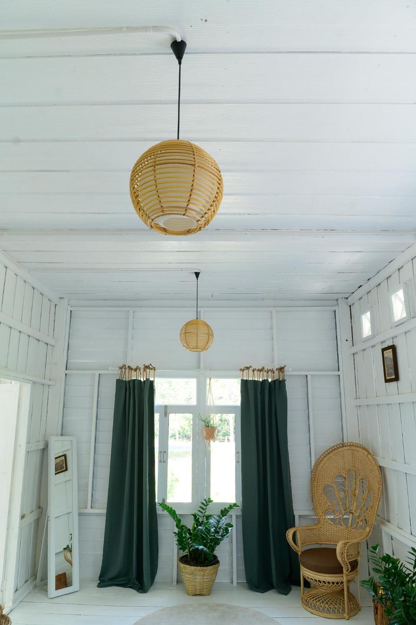 Standard Family Room - Photo 4