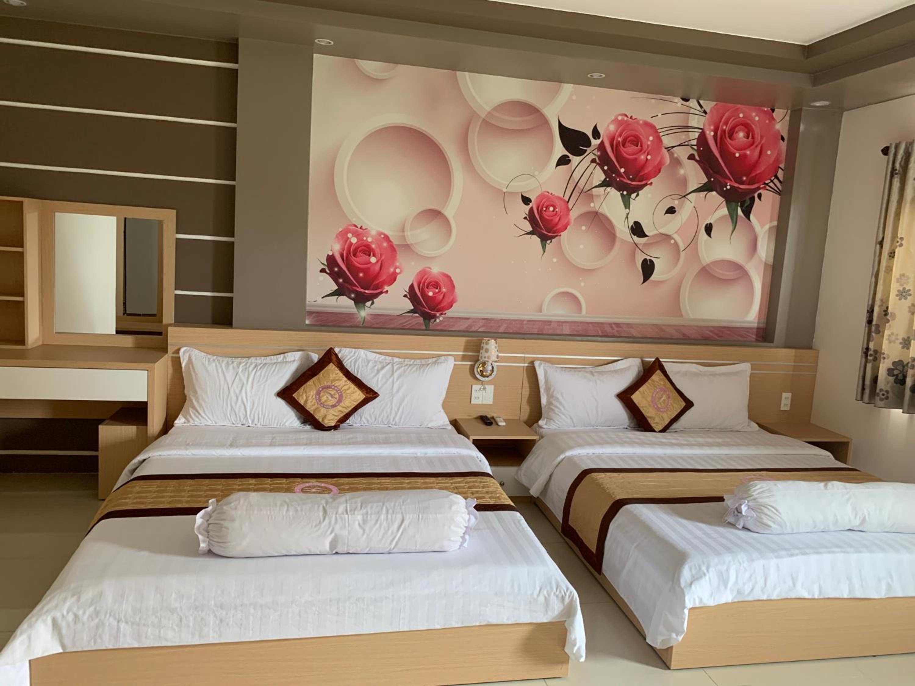 Quadruple Room - Photo 9