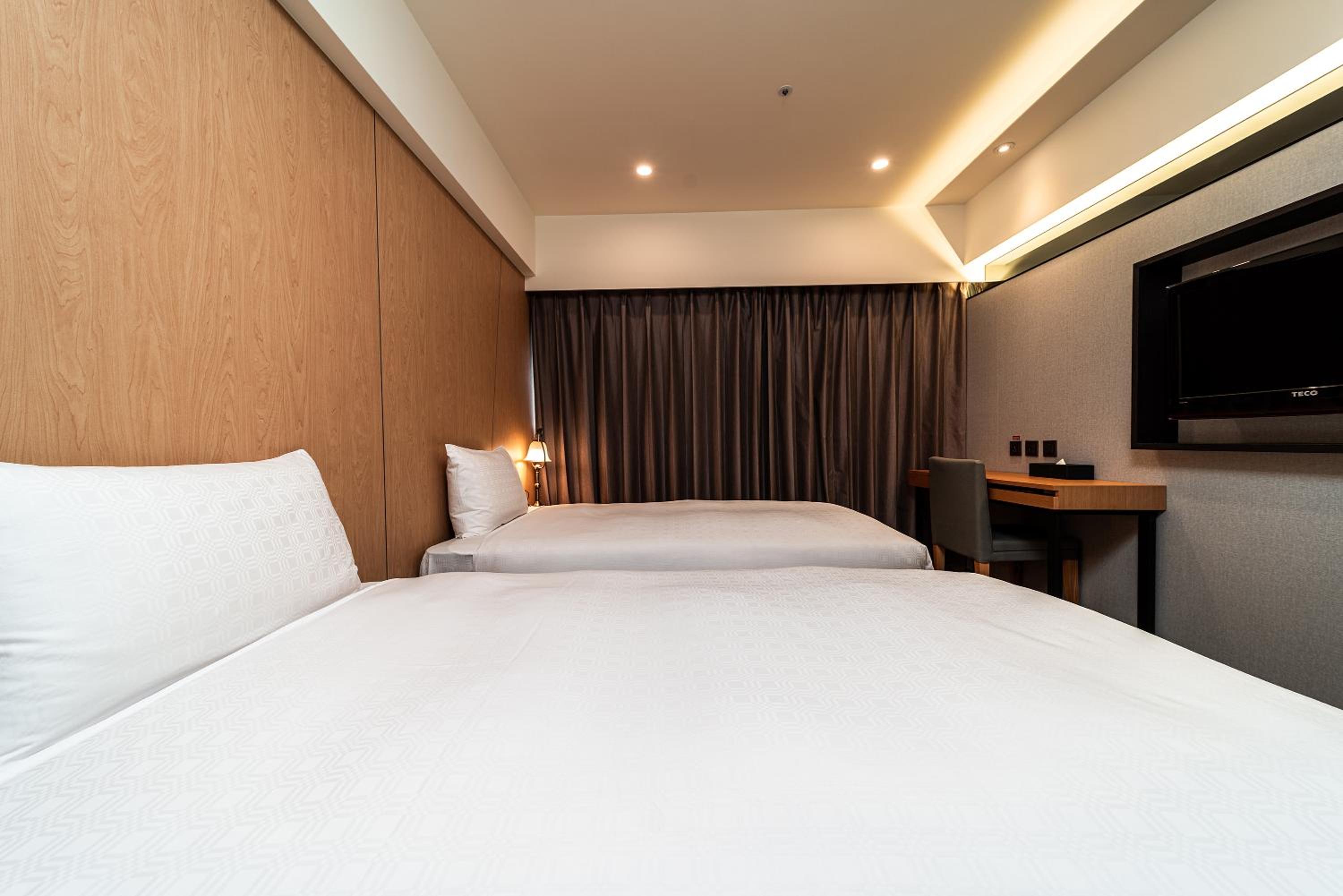 Deluxe Twin Room - Photo 4