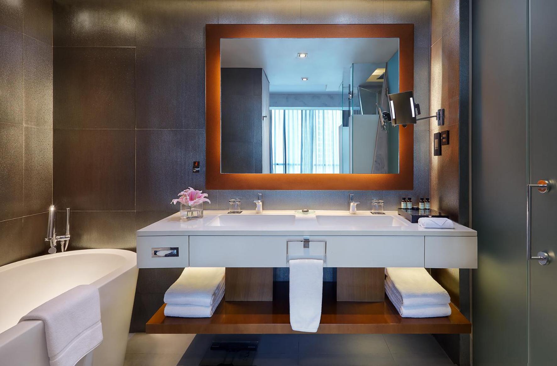 Executive King Suite With Park View - Lounge Access