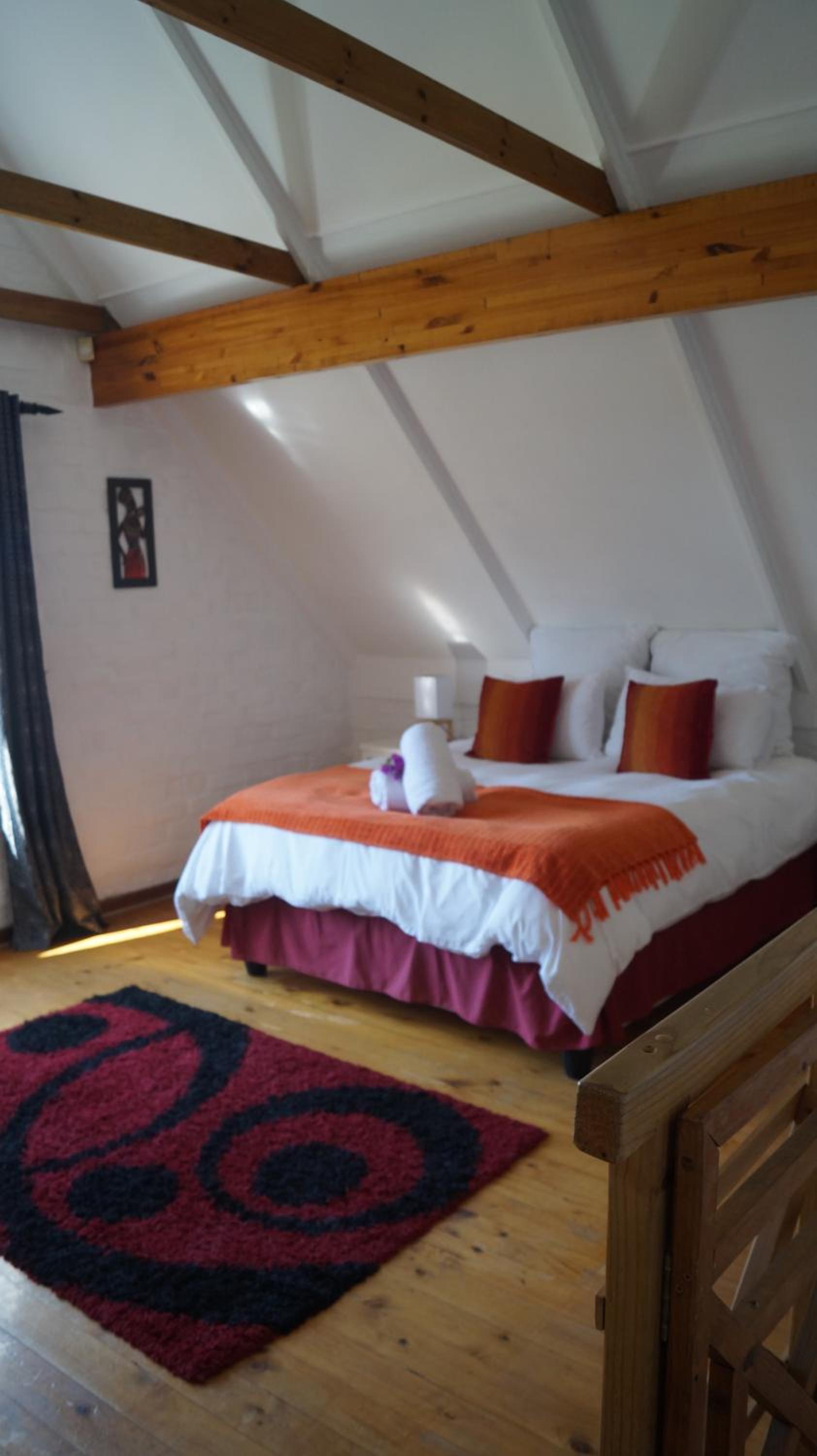 Two-Bedroom House photo 2