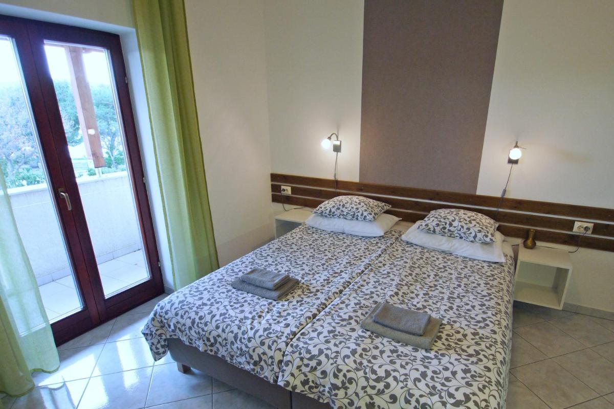 Double Room with Balcony photo 2