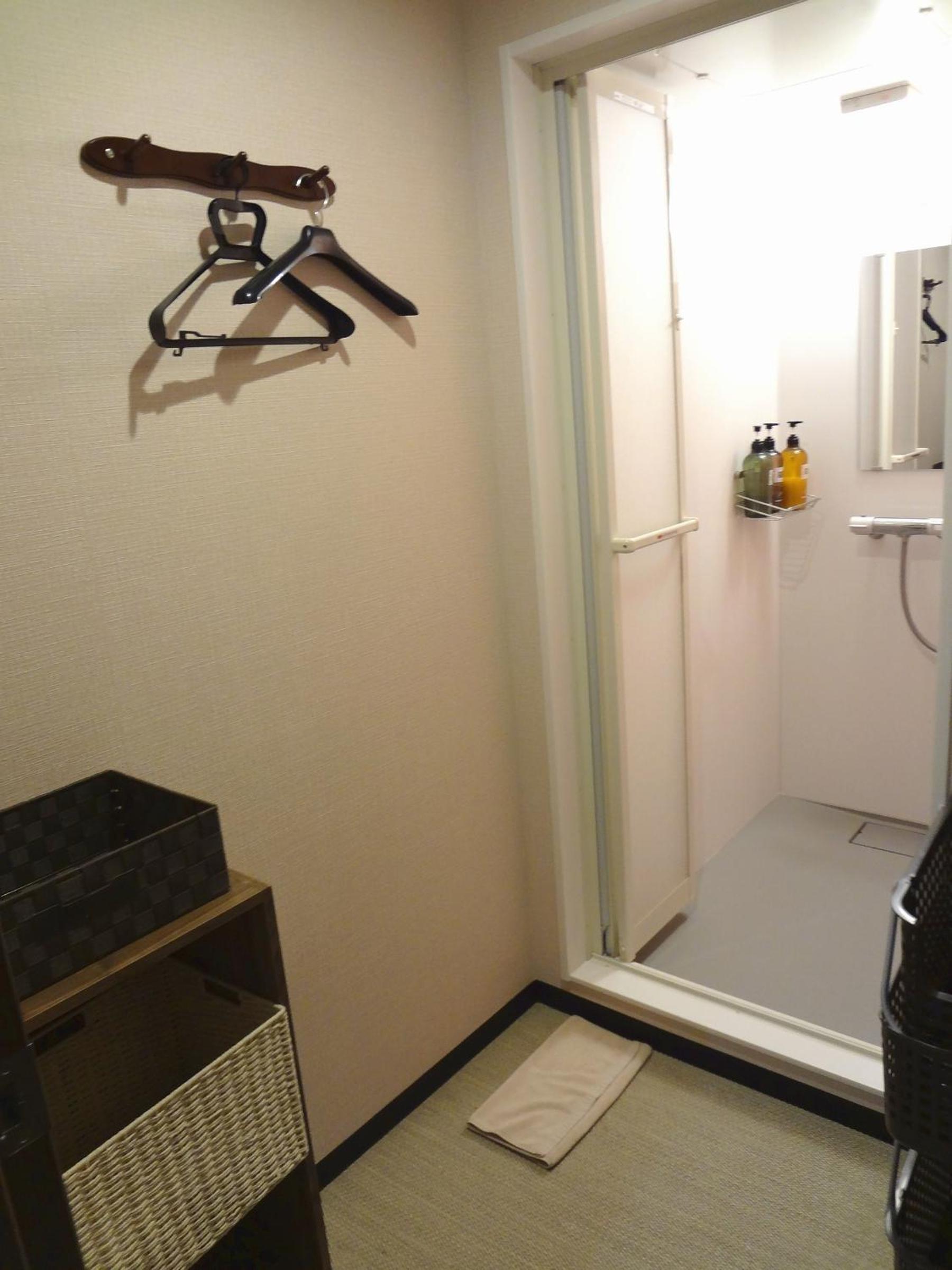 Capsule Room for Female with Shared Bathroom photo 3