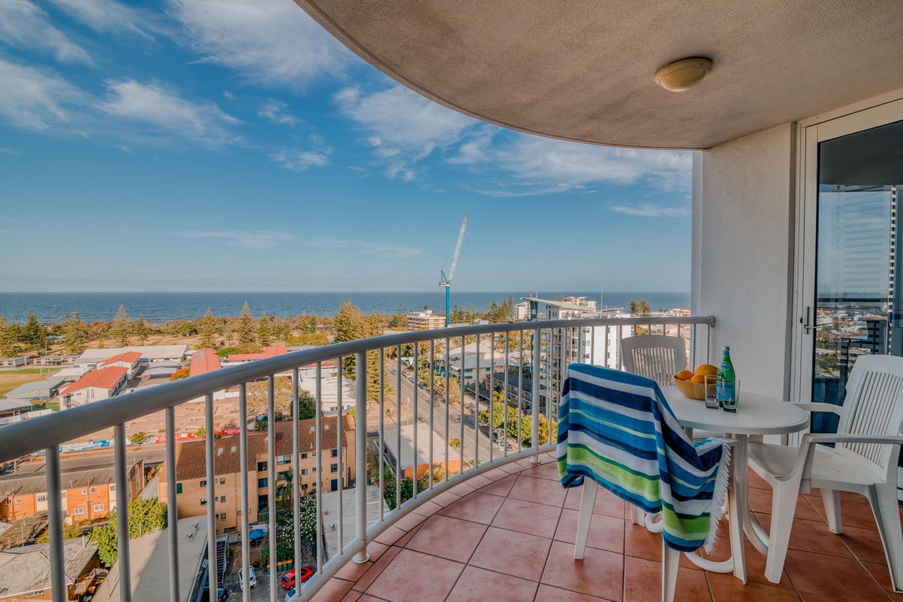Superior Two-Bedroom Apartment with Ocean View - Photo 9