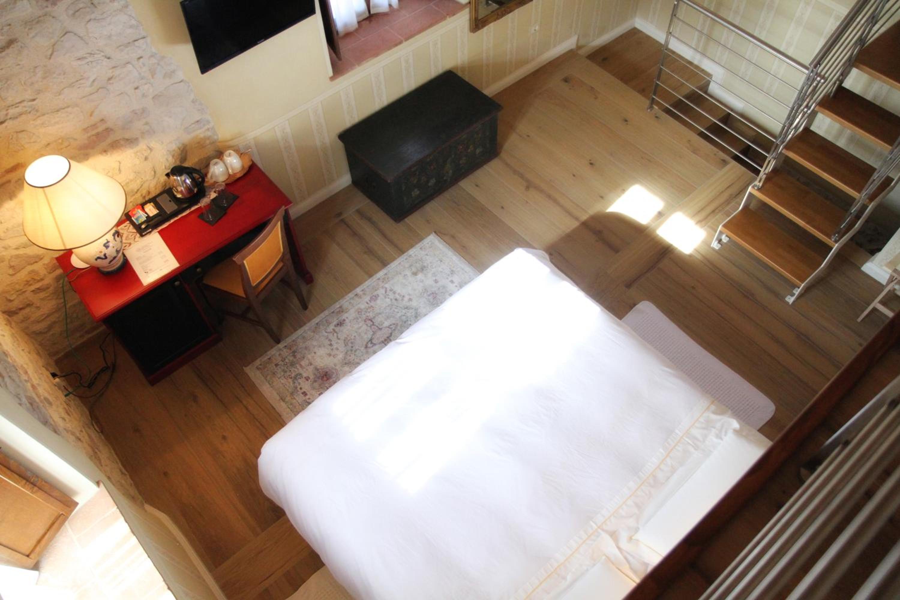 Deluxe Family Room - Photo 5