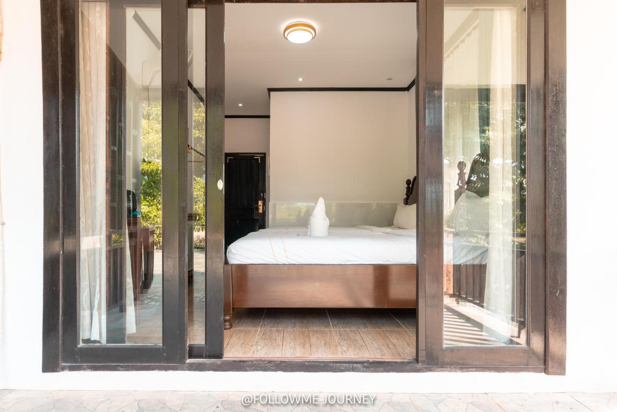 Standard Twin Room with Garden View photo 1