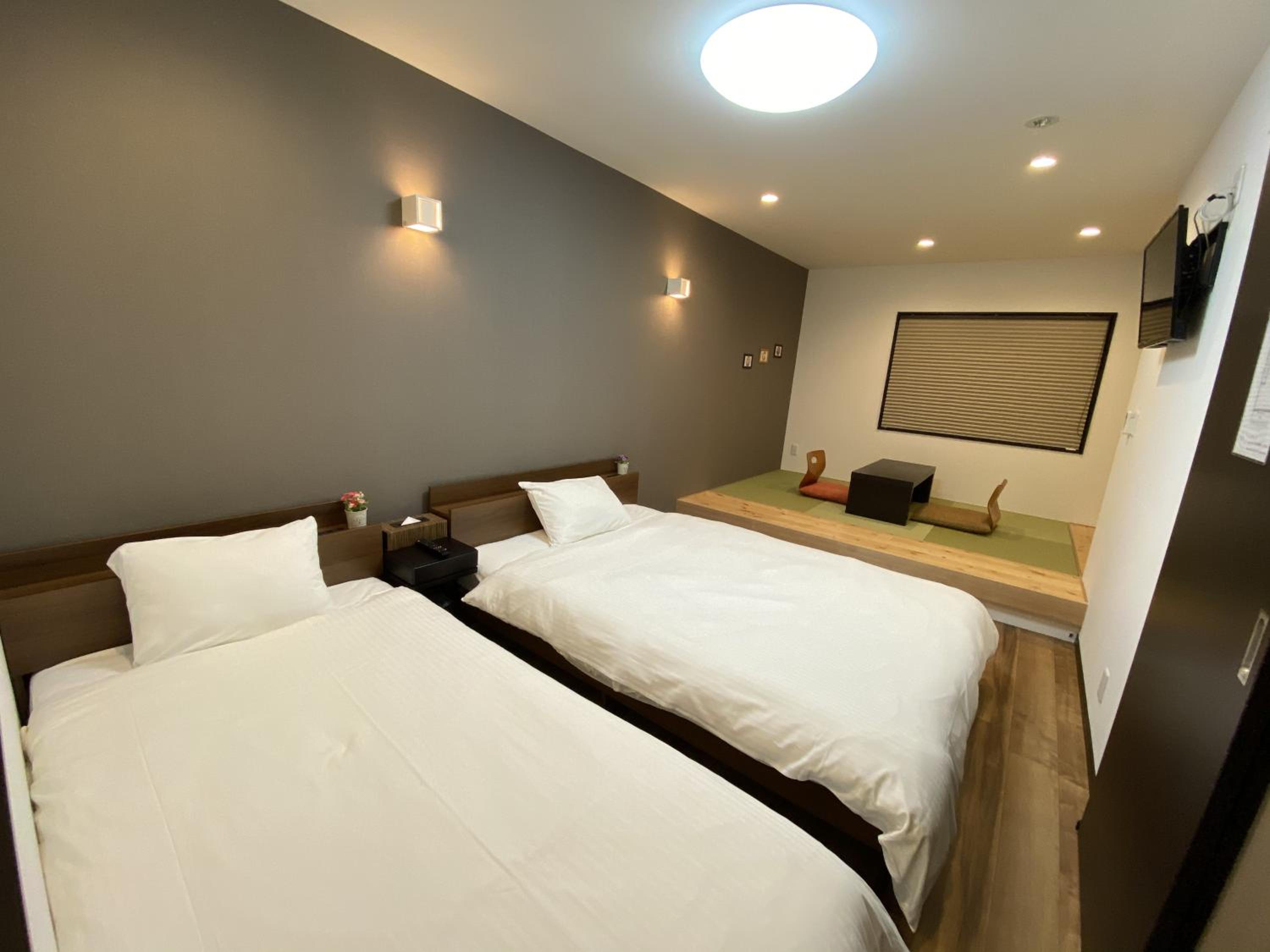 One-Bedroom House - Photo 30