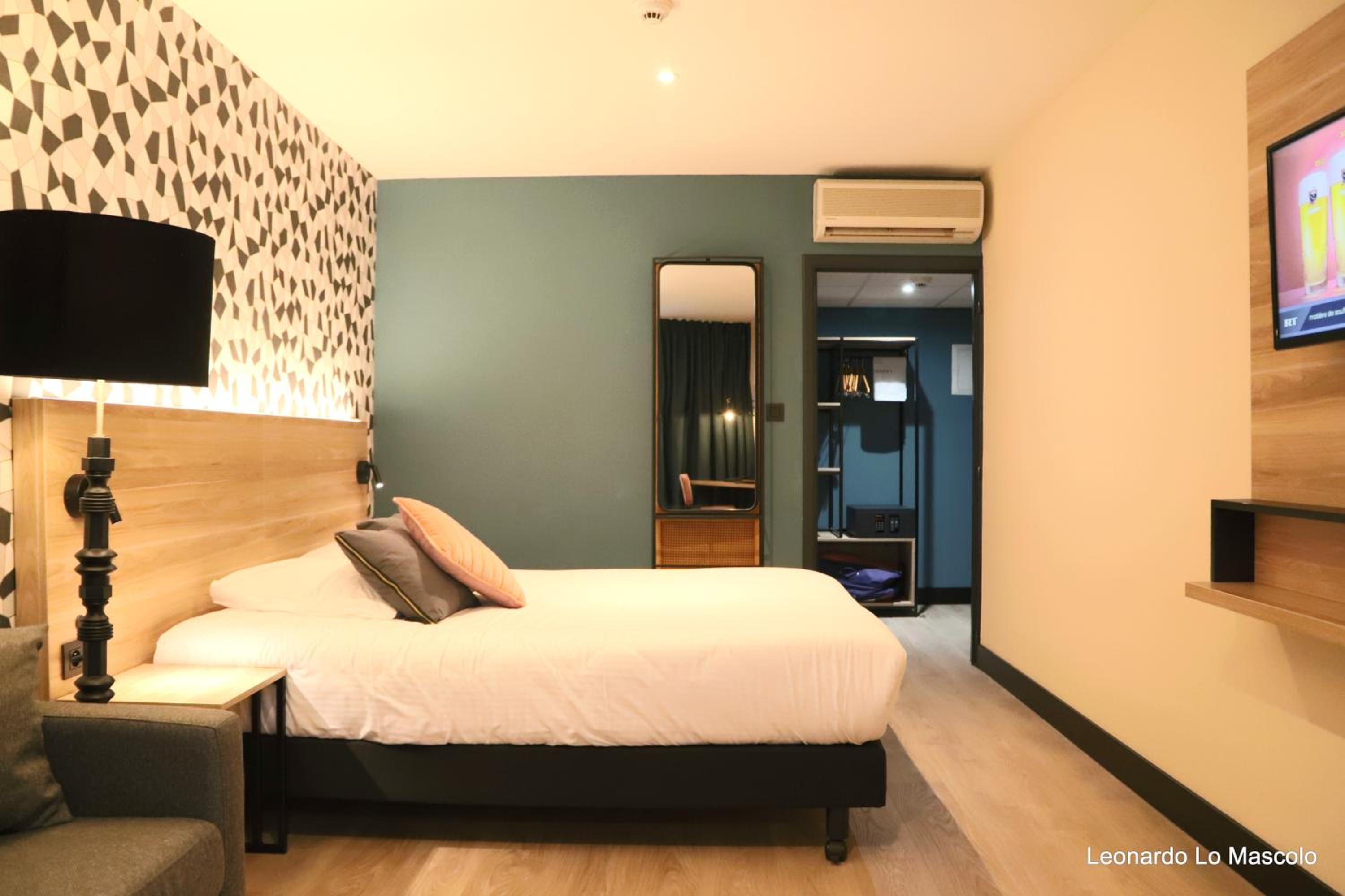 Superior Triple Room photo 2