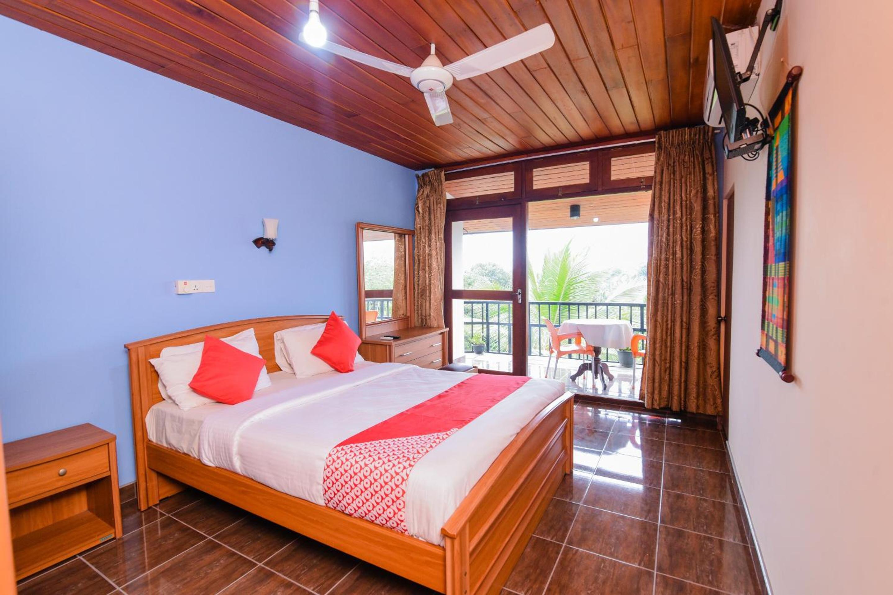 Deluxe Double Room photo 3