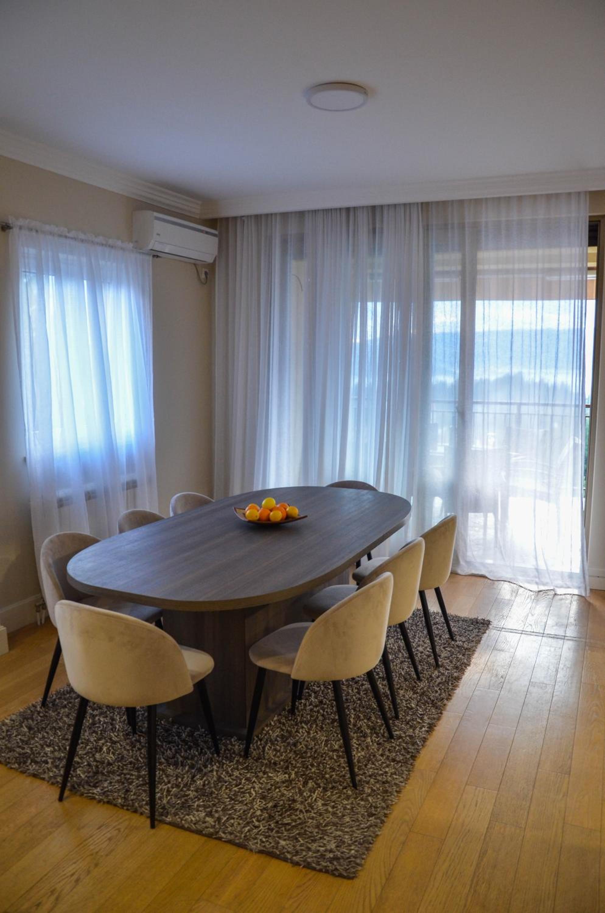 Apartment With Balcony photo 3