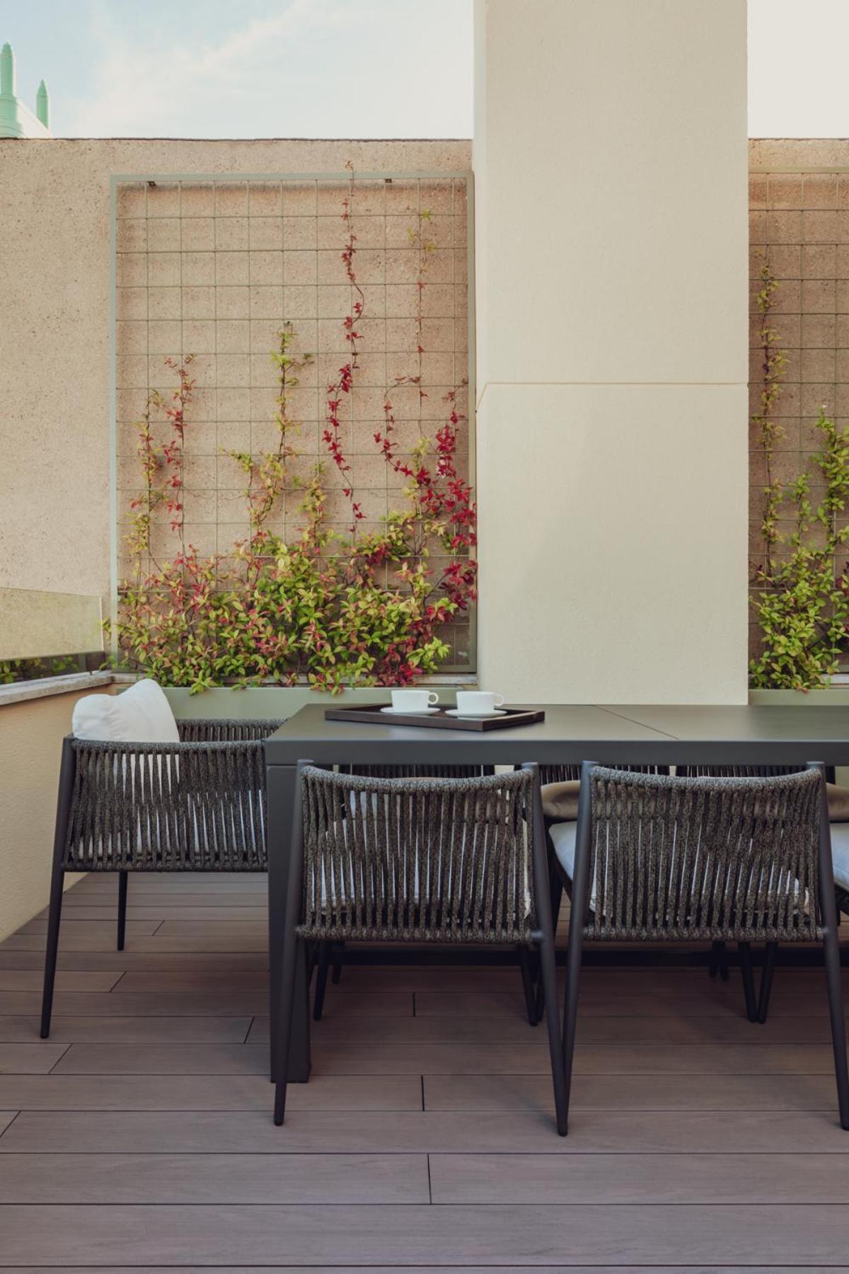 Rooftop Deluxe with Terrace photo 2