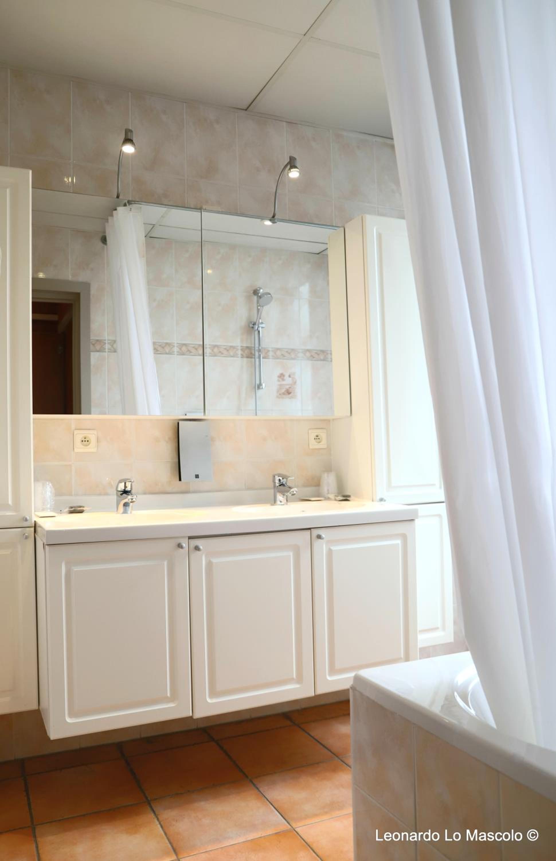 Standard Quadruple Room photo 2