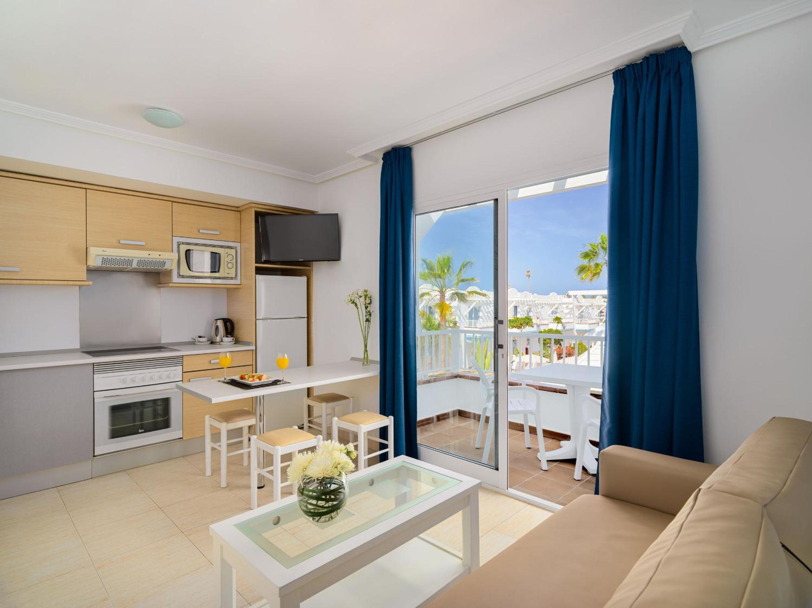 One-Bedroom Apartment (2 Adults + 1 Child)