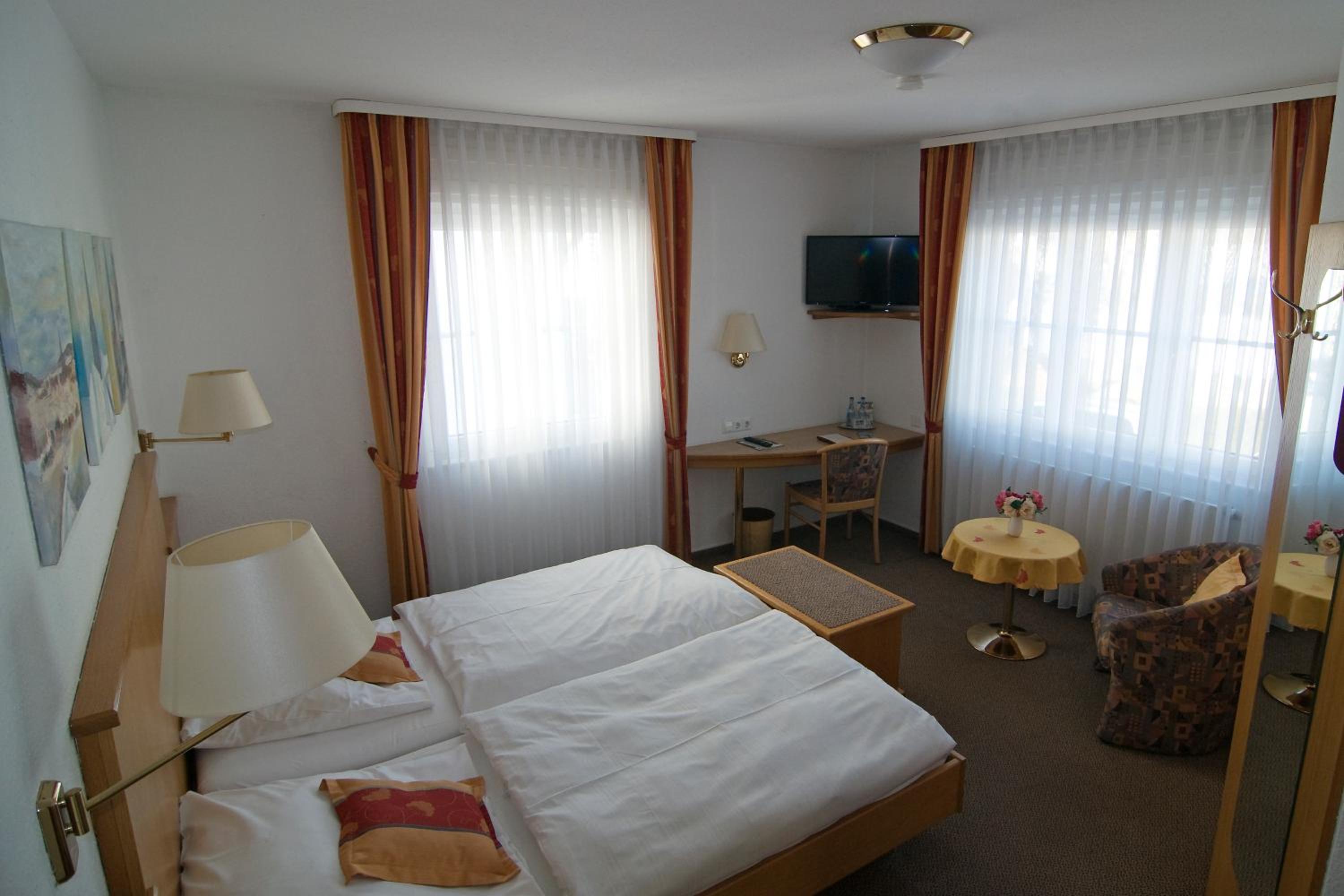 Double Room - Photo 1