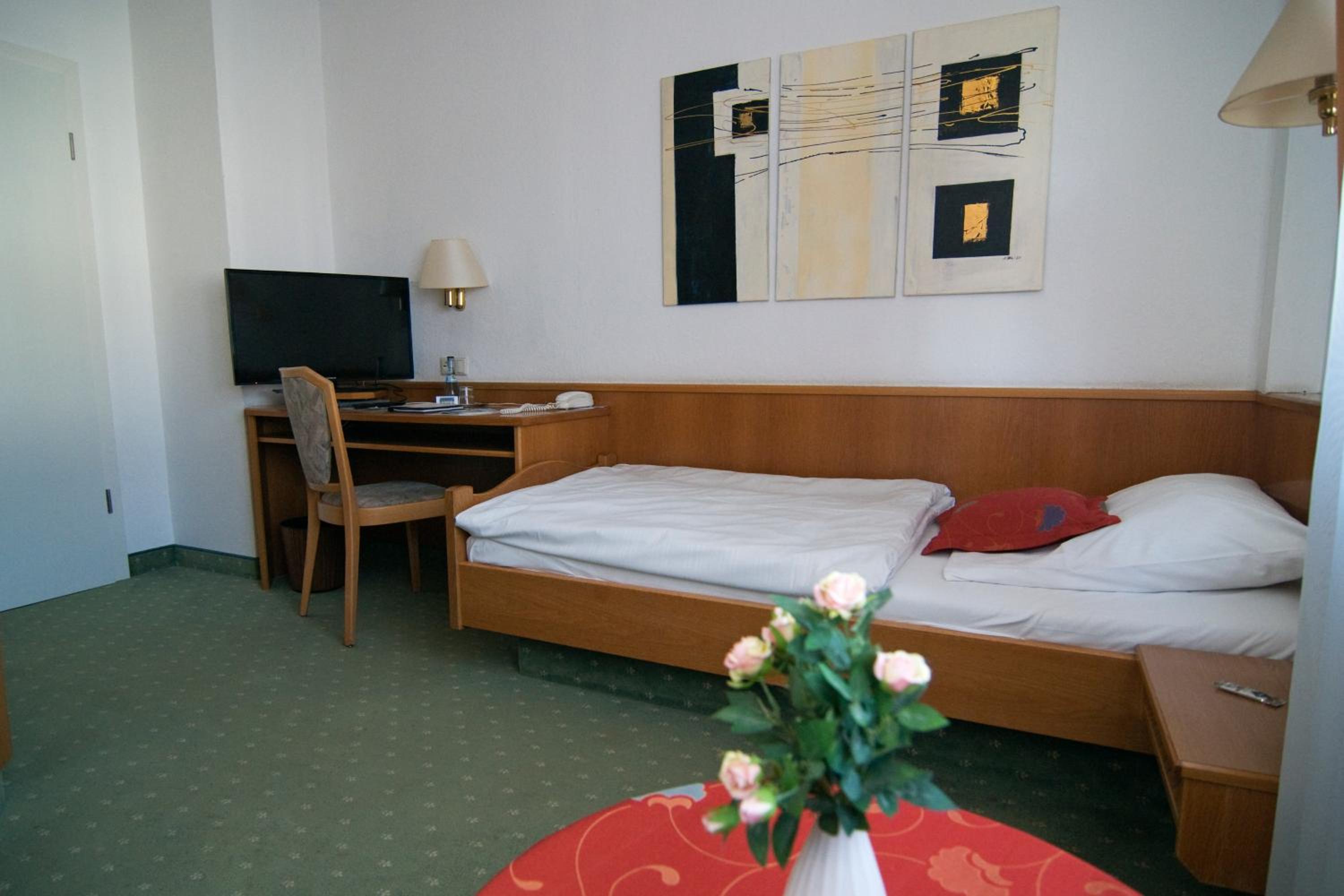Single Room photo 1