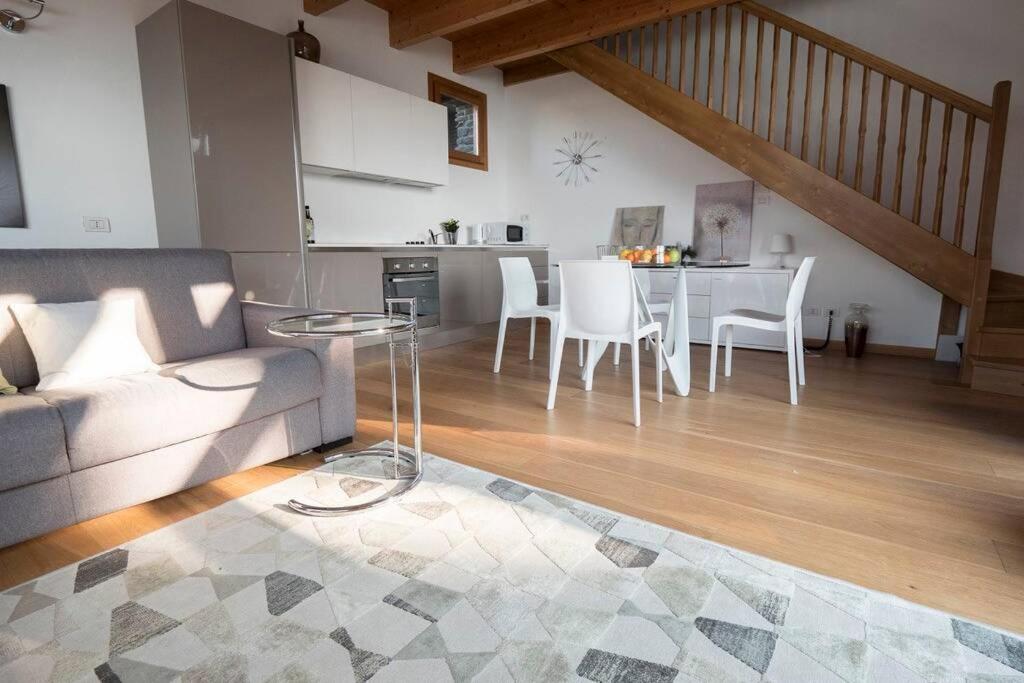 One-Bedroom House photo 2