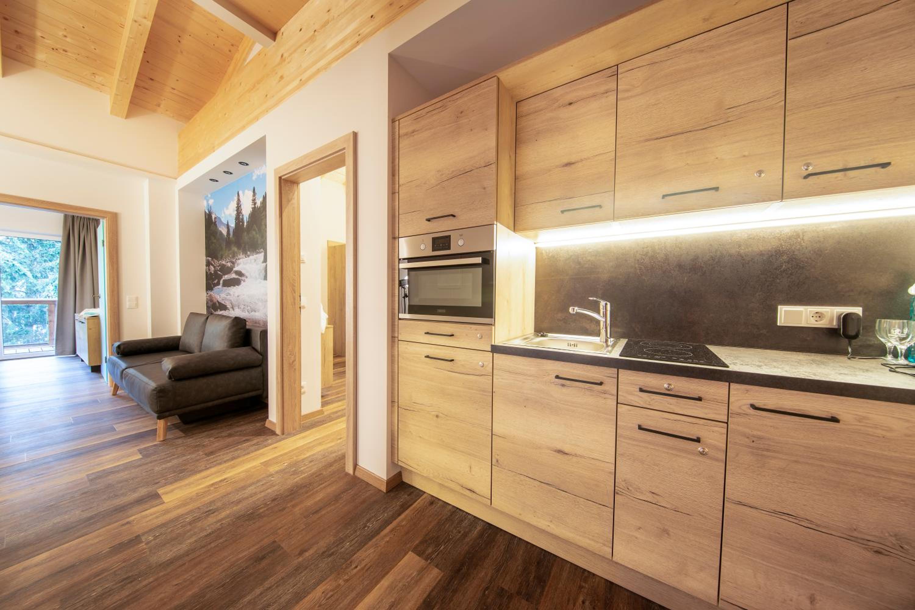 Two-Bedroom Apartment - Photo 2